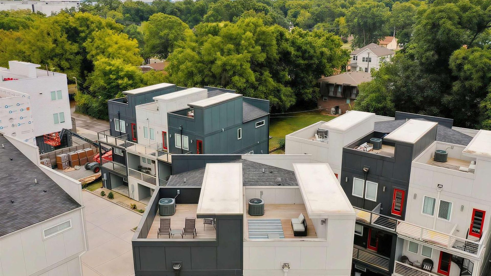 Rooftop Views & Patio Lounge Near Downtown