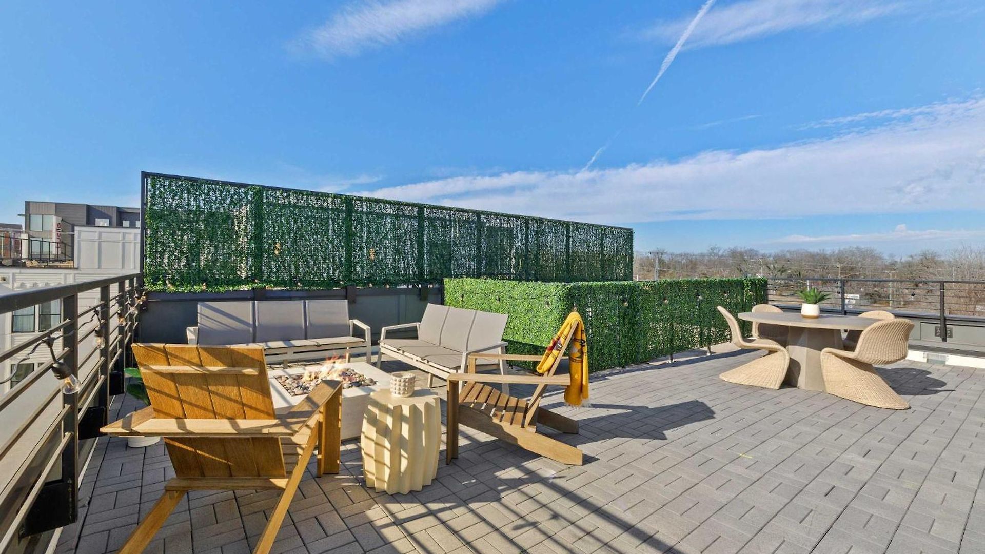 Skyline Views Hot Tub Fire Pit Grill & Parking Nashville