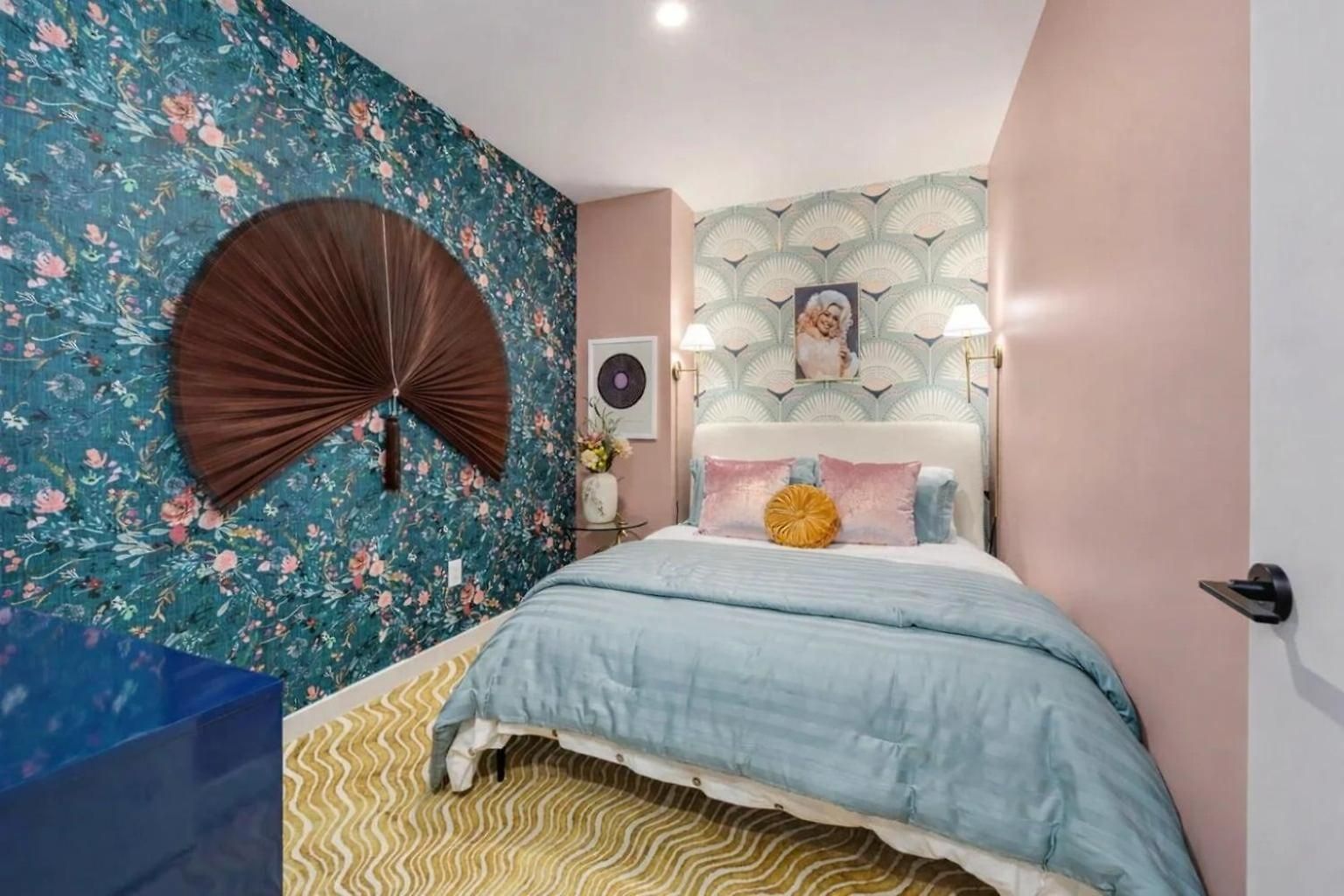 Holiday home Hyve-anthem-private Balconies-walk To Broadway *
