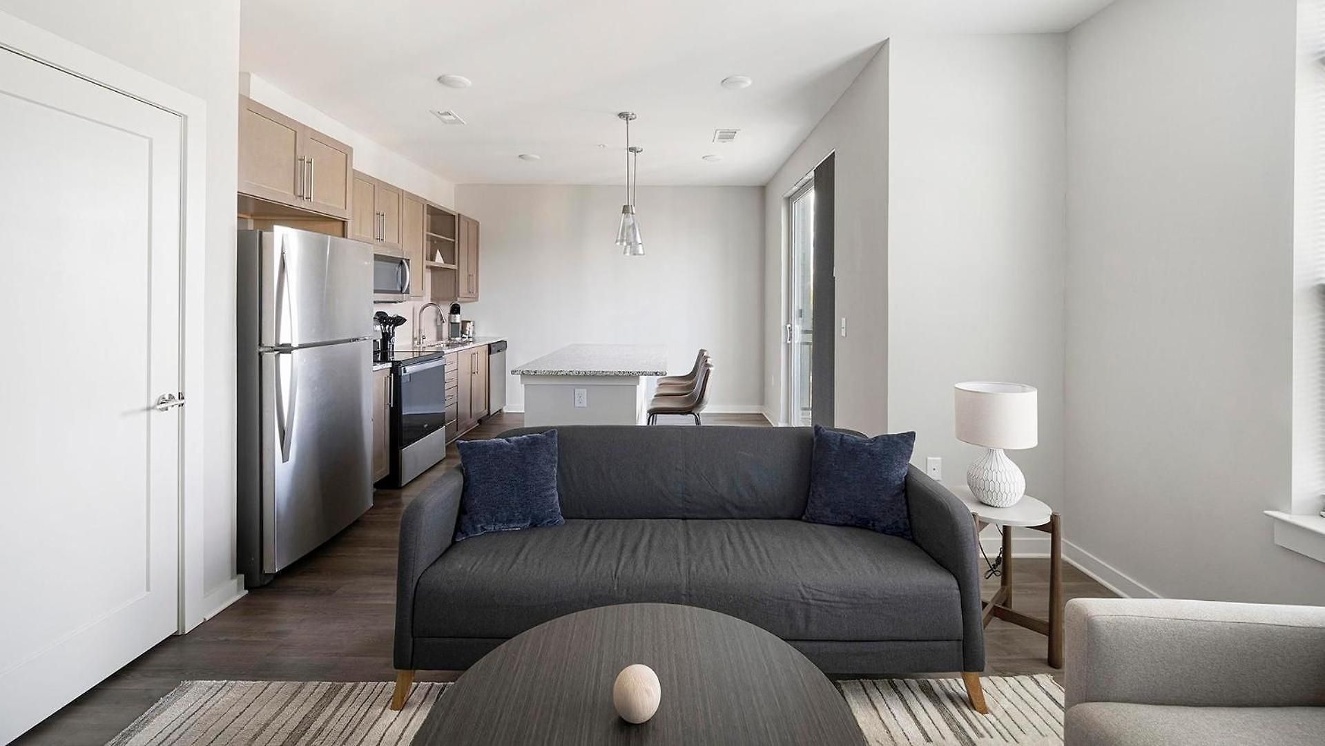 Landing Stylish 1bd Clubhouse Gym Nashville