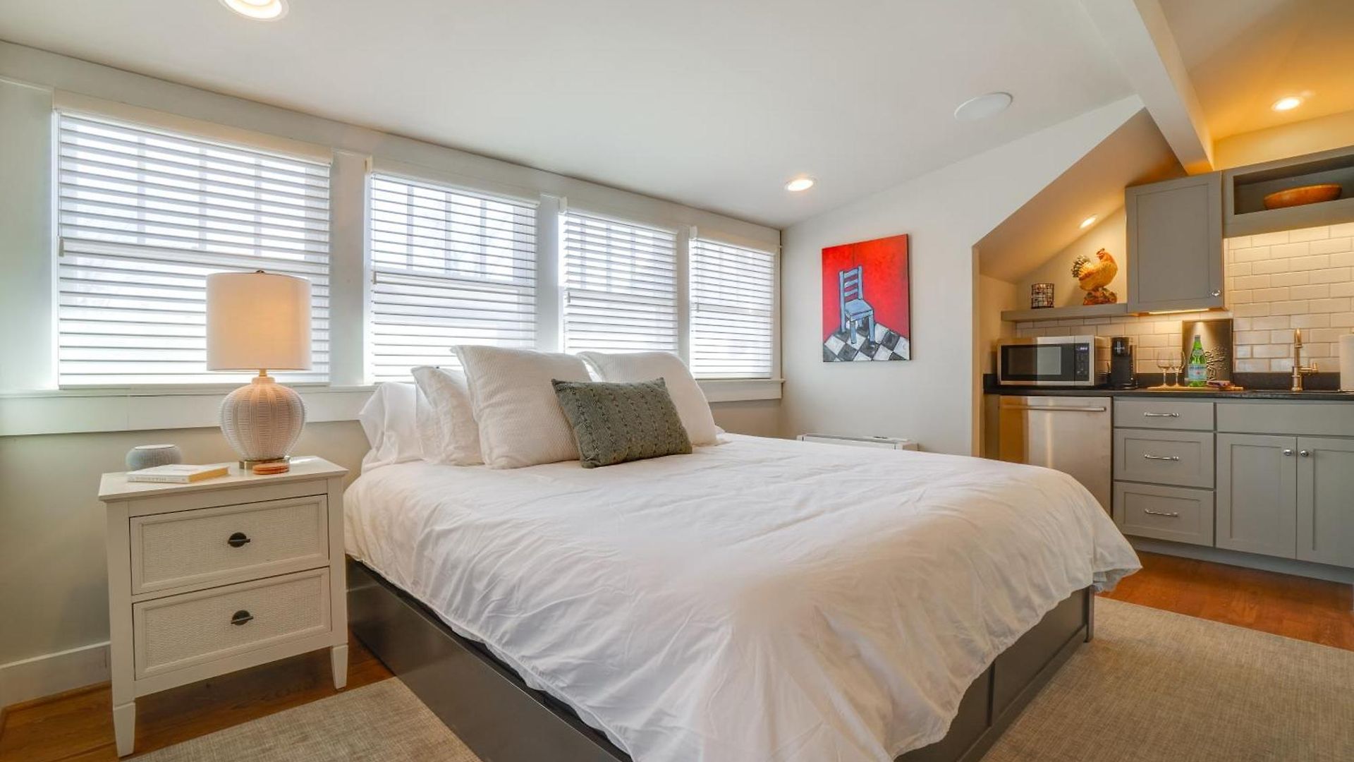 1 Mi To Centennial Park, Couple's West End Retreat Apartment