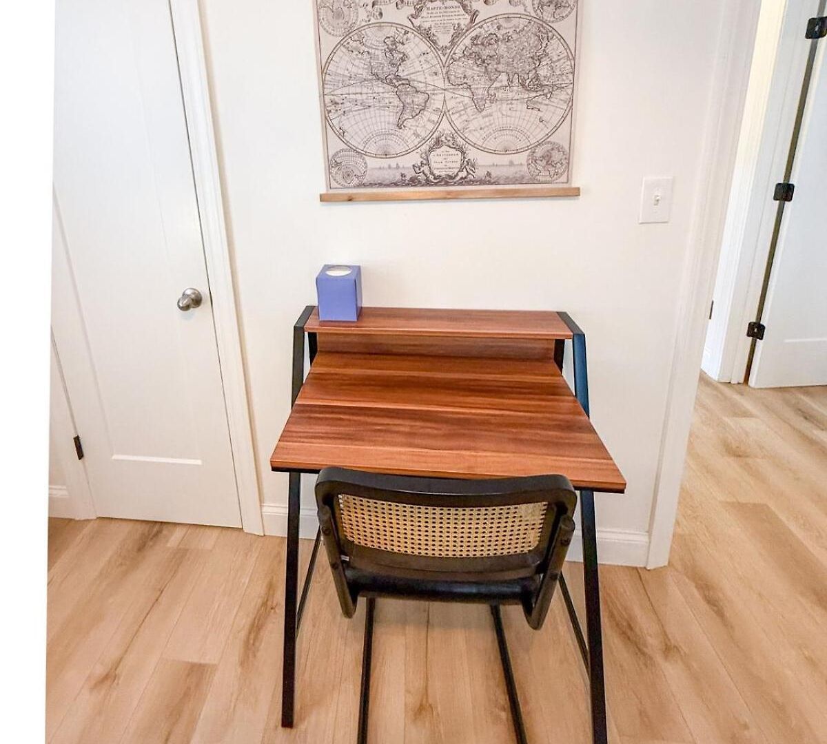 Apartment East 2br King Bed Retreat *