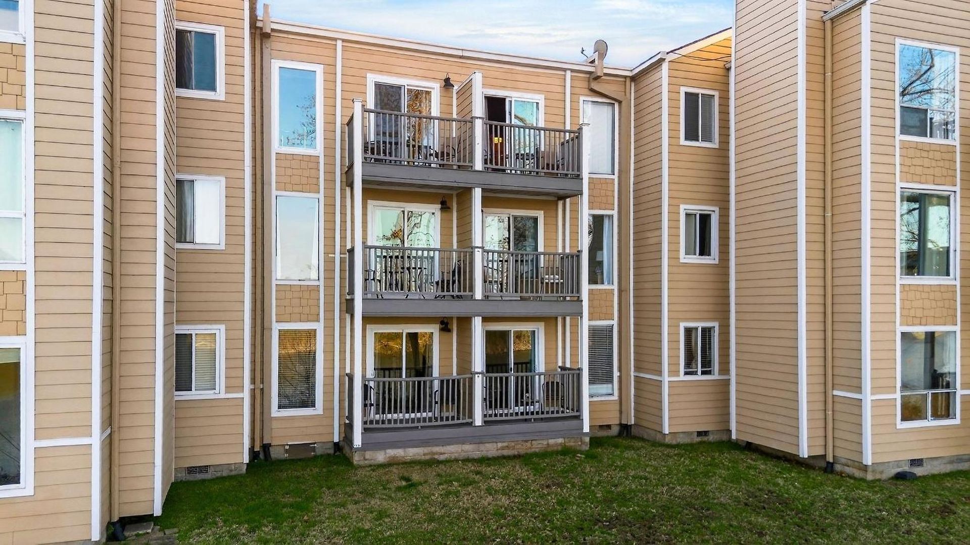 Apartment Riverfront Rhythm By Avantstay Nashville