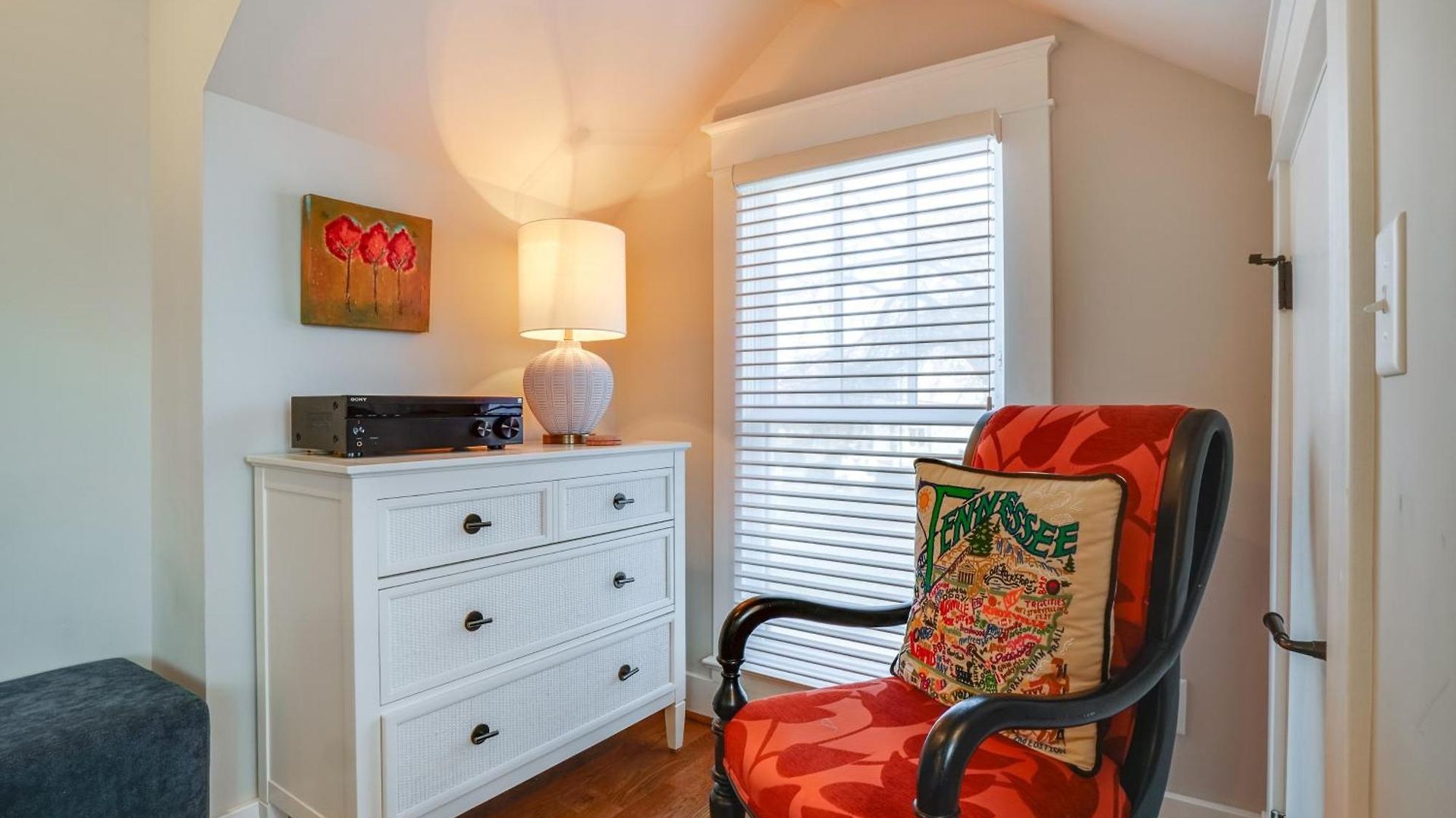1 Mi To Centennial Park, Couple's West End Retreat * Nashville