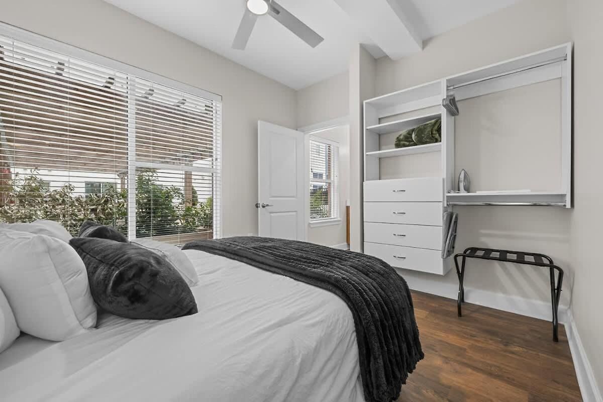 Apartment Modern 1br Walk To Gulch And Broadway