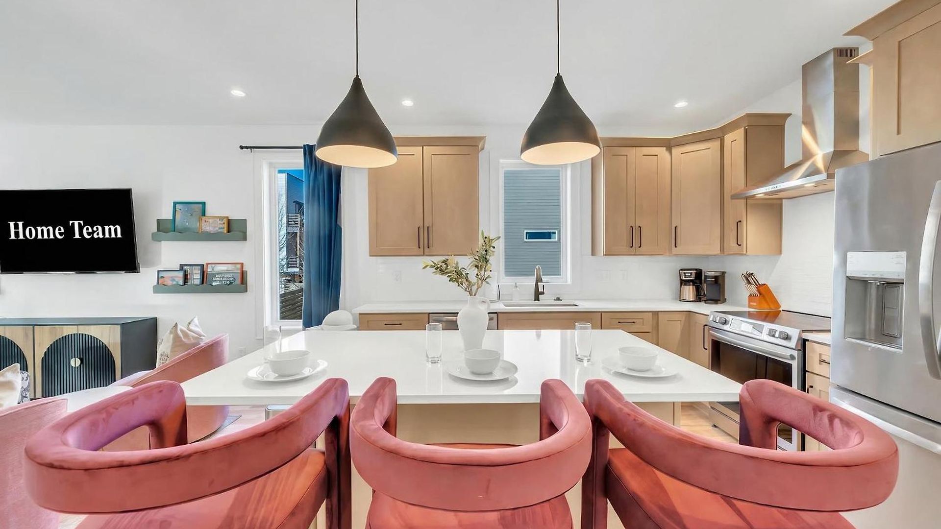 4br Getaway - Rooftop Views - Fire Pit Apartment *