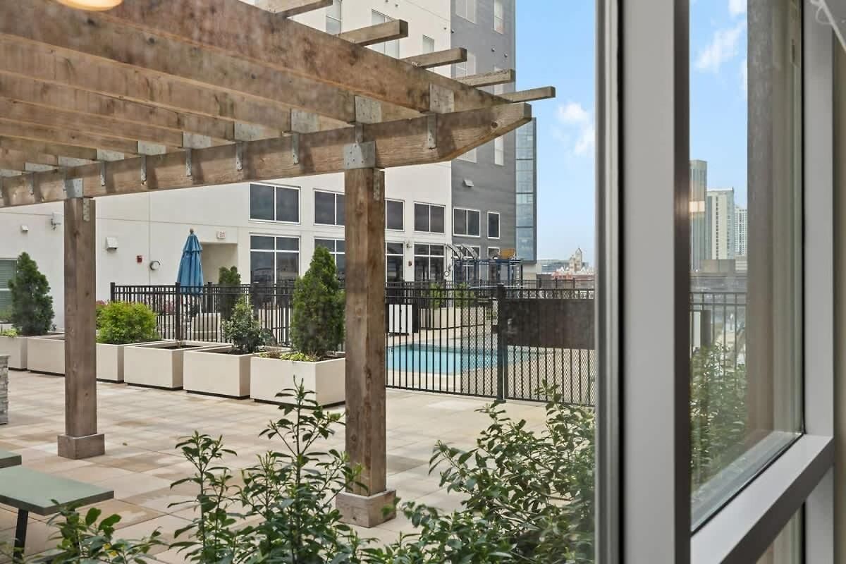 Modern 1br Walk To Gulch And Broadway Apartment Nashville