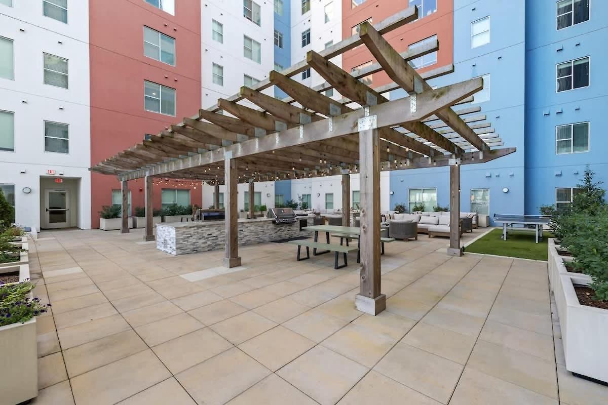 Modern 1br Walk To Gulch And Broadway Apartment *