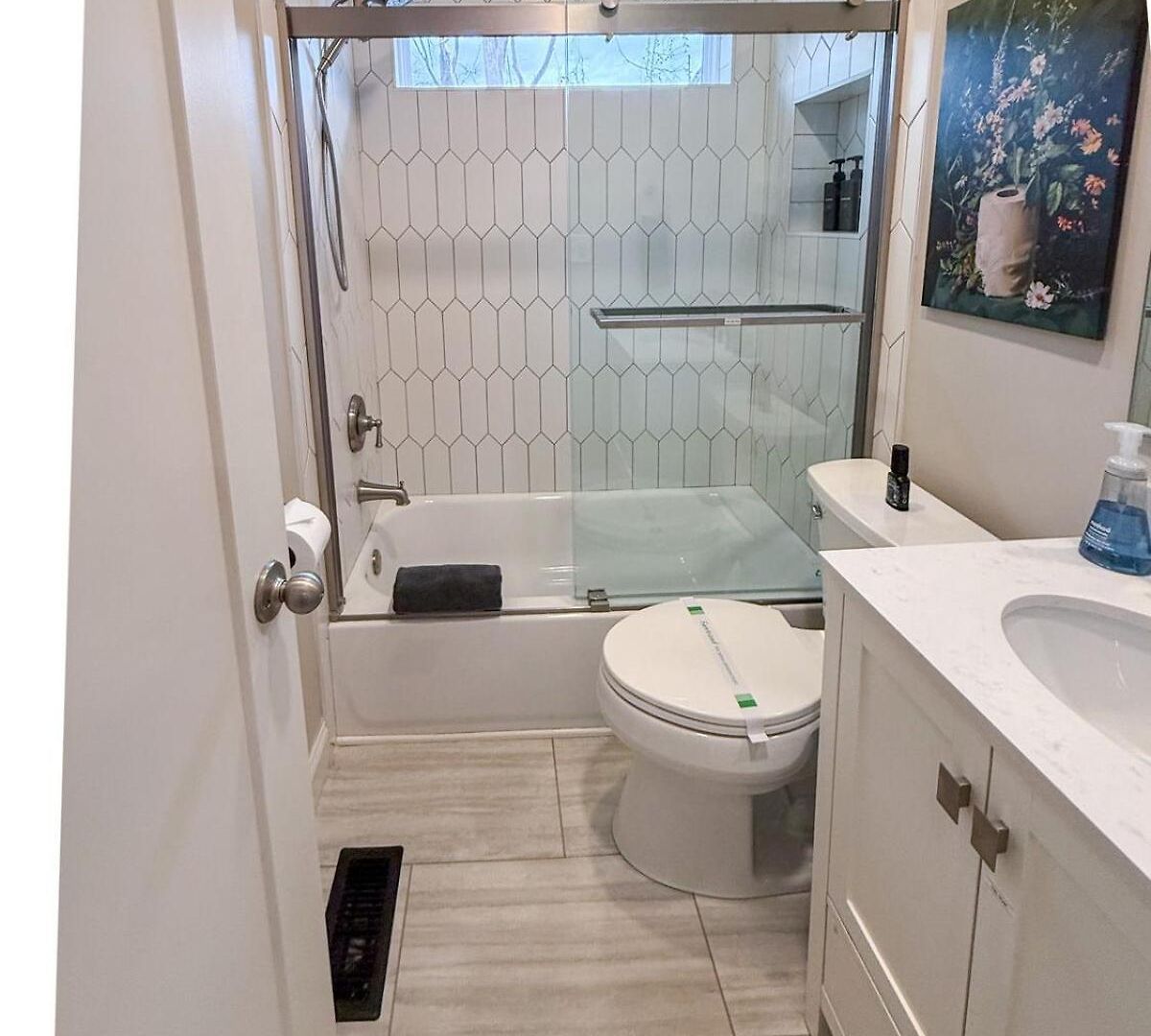 East 2br King Bed Retreat Apartment Nashville