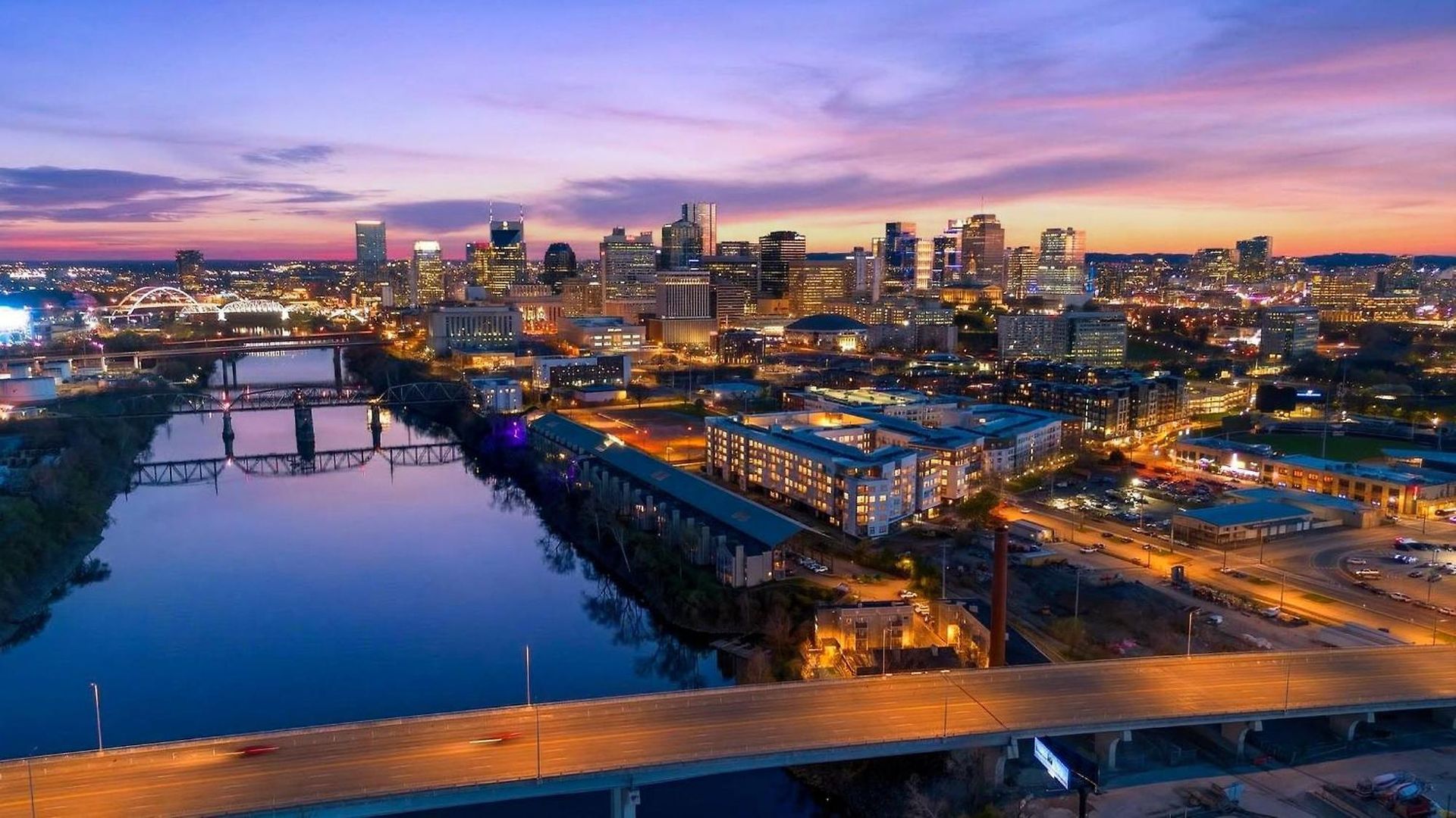 Riverfront Rhythm By Avantstay Nashville