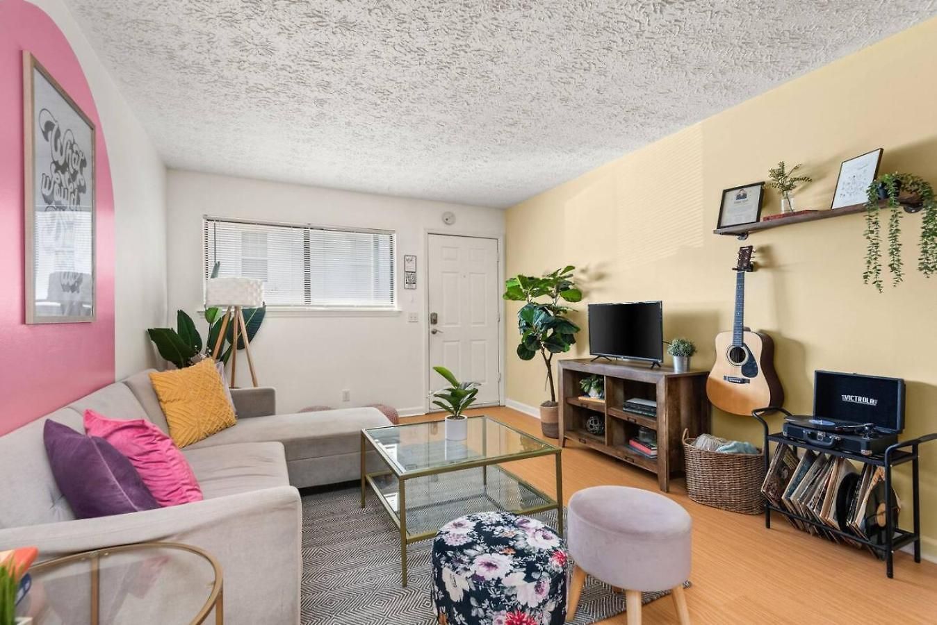 Country Legends On Music Row, Slps 27, Bachlorette Apartment