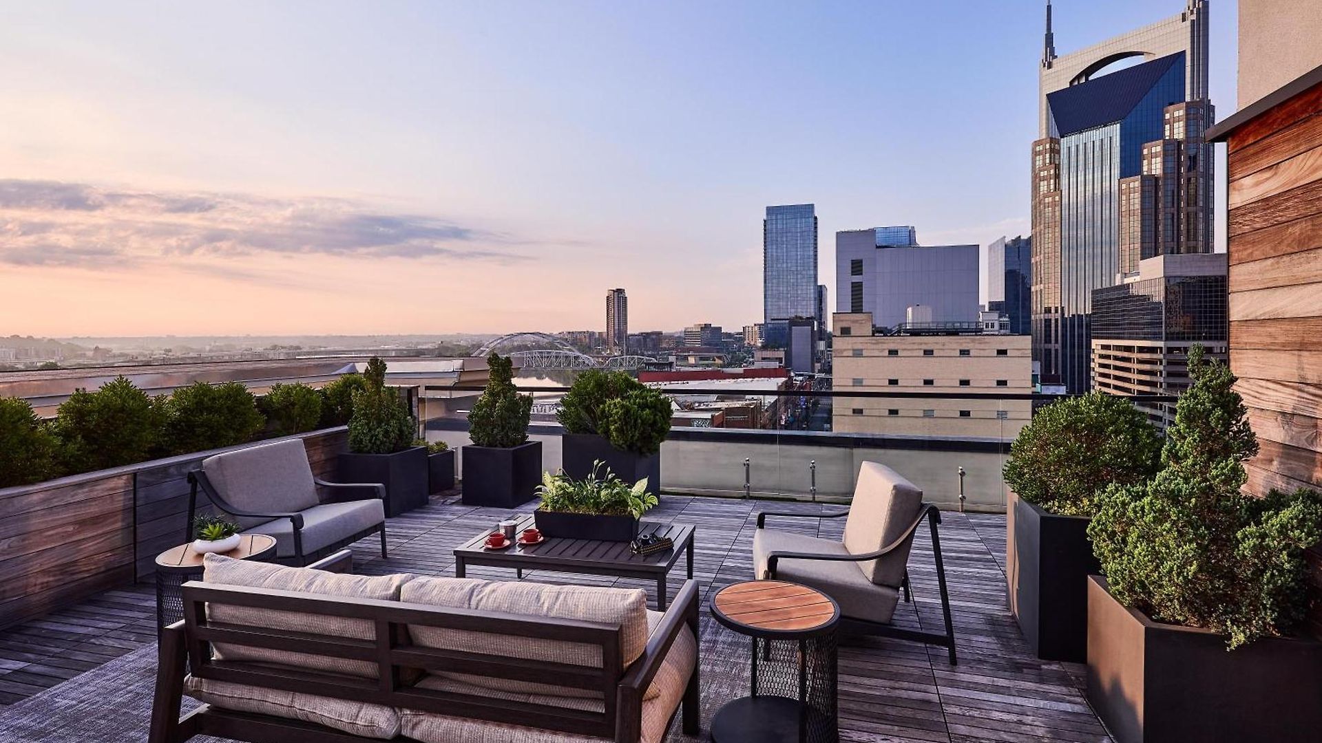 The Untitled Hotel, Tapestry Collection By Hilton Hotel Nashville