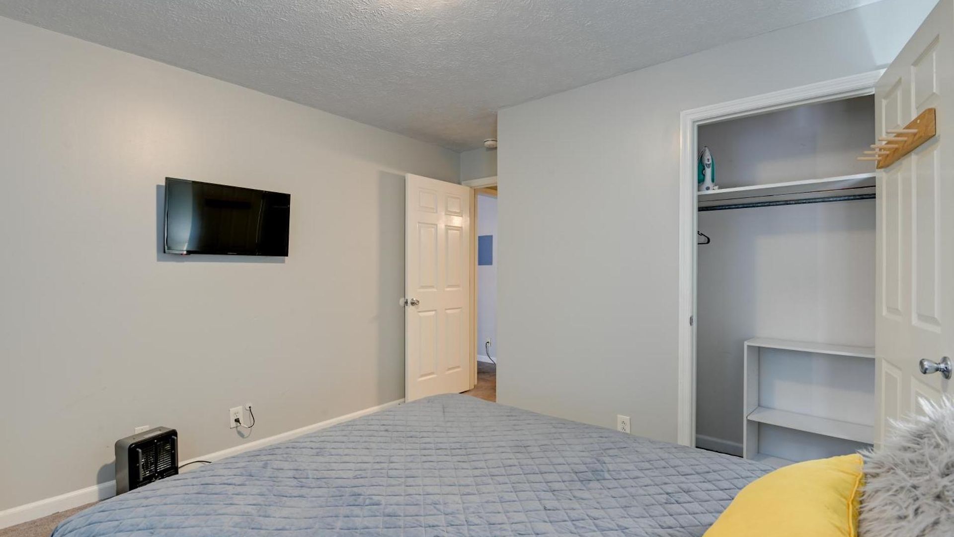 1 Mi To Dtwn: Pet-friendly In