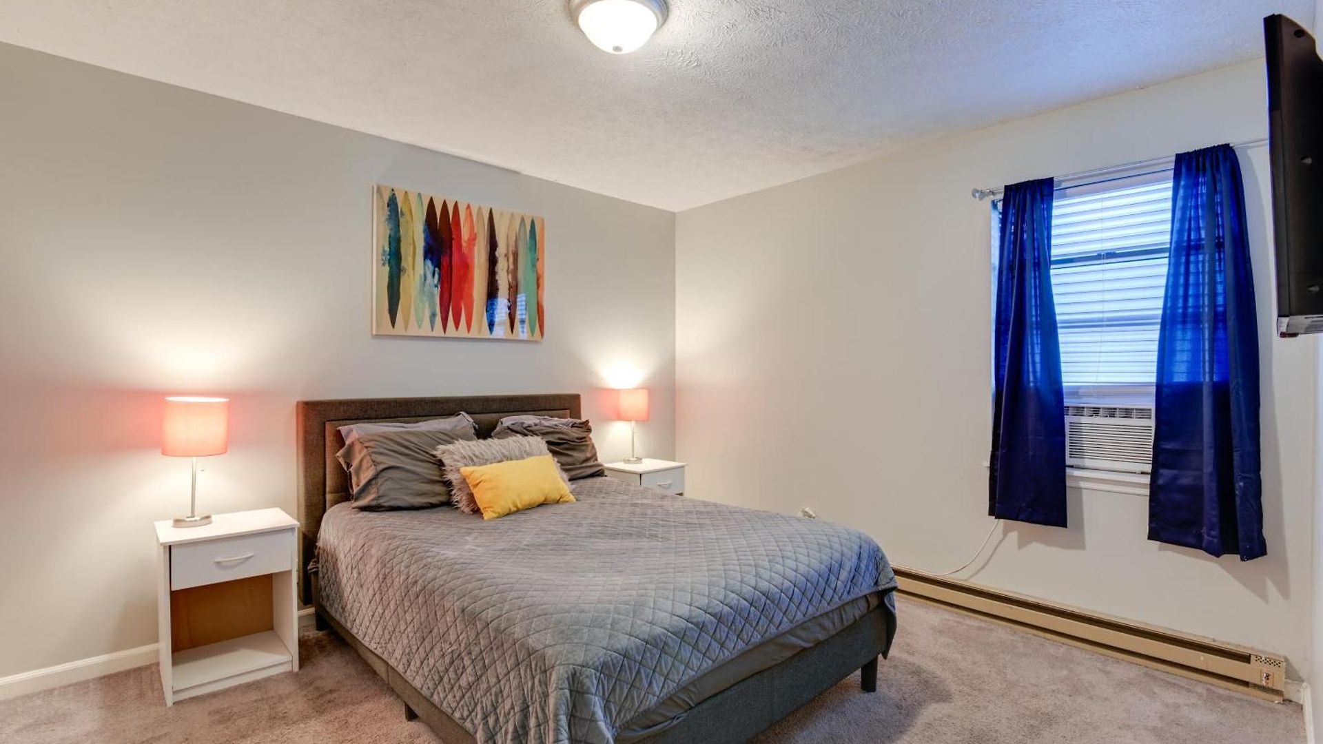 1 Mi To Dtwn: Pet-friendly In Apartment *
