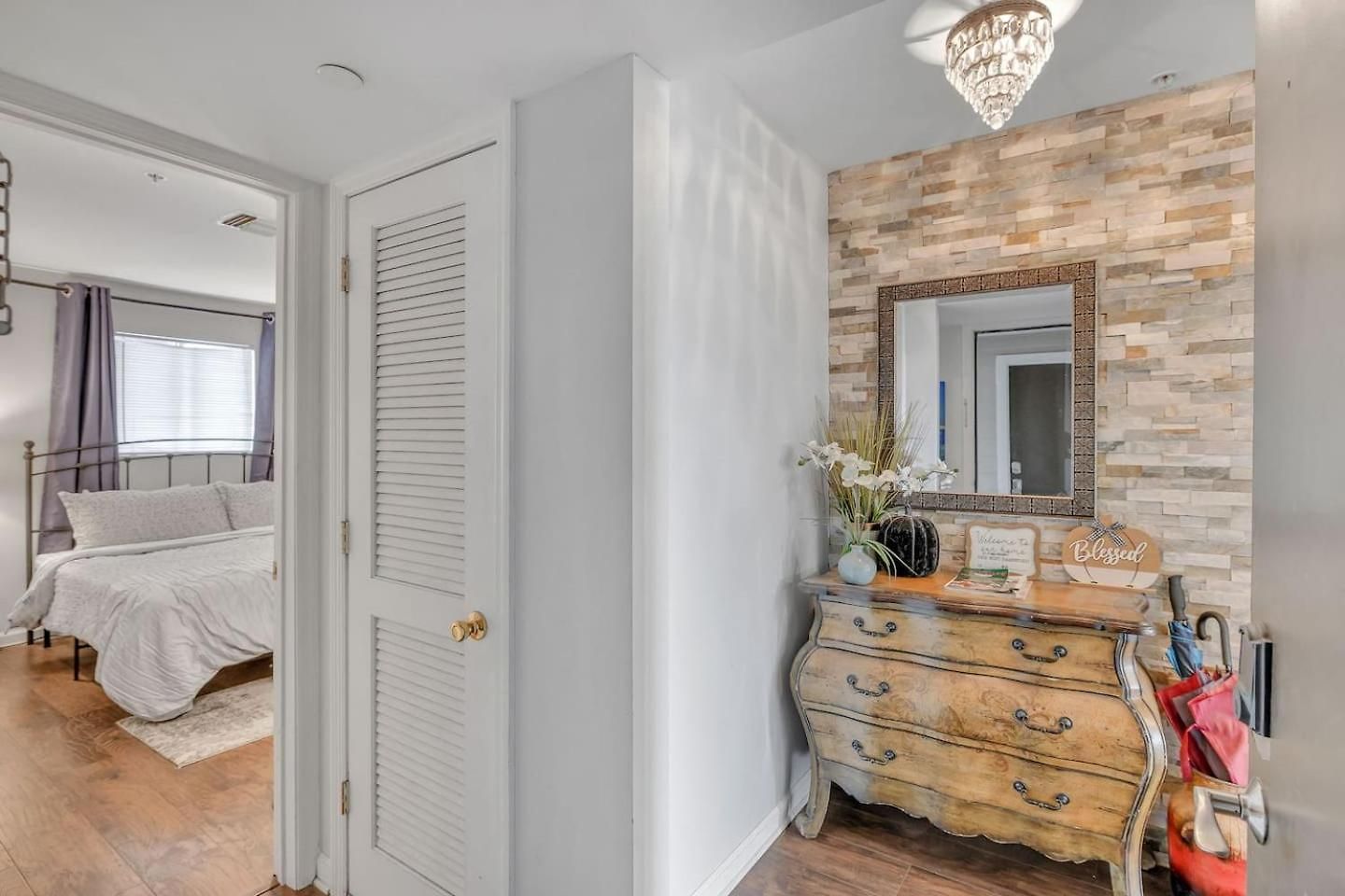 Nash Riverfront Condo, Sleeps 6, Walk To Broadway Apartment Nashville
