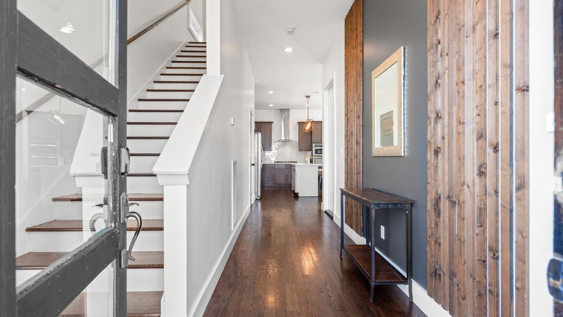 8min To Downtown With Rooftop Golf Grill And Firepit Holiday home *