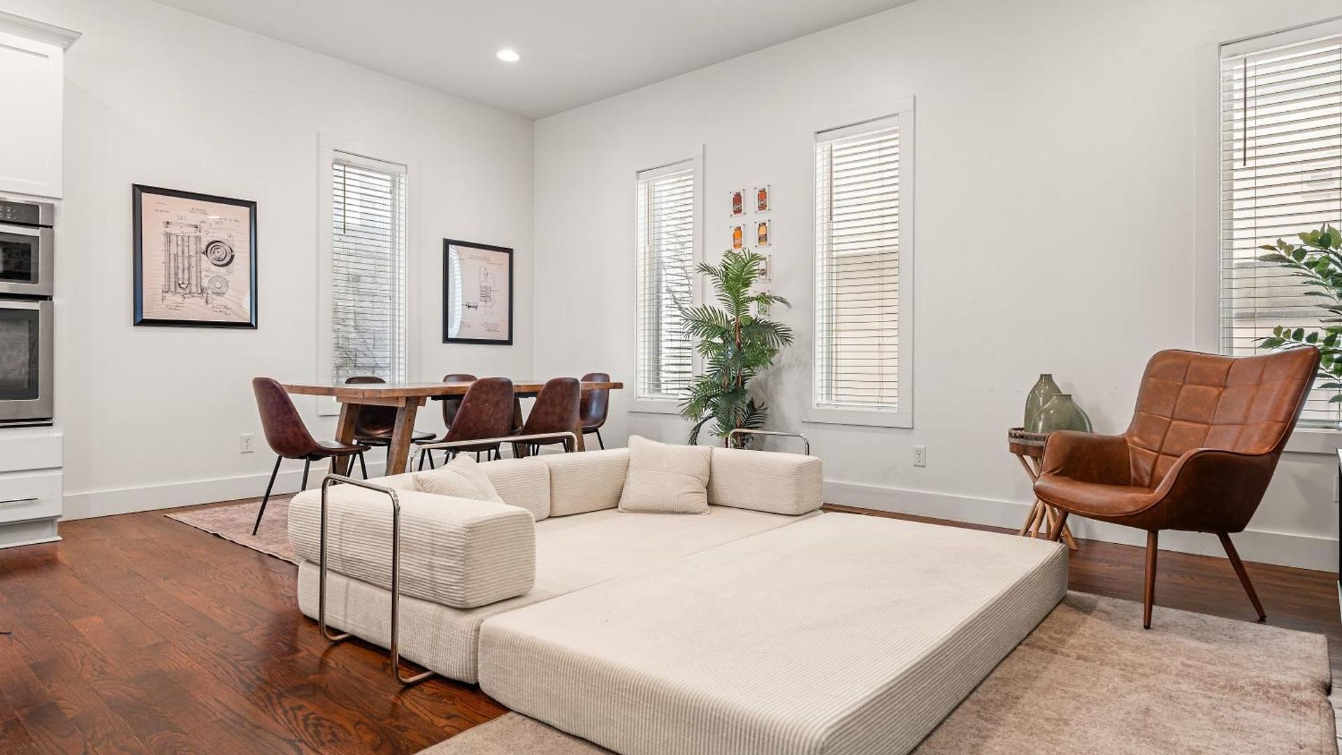 Rooftop Golf Grill And Firepit With Downtown Views Only 8min To Broadway Holiday home