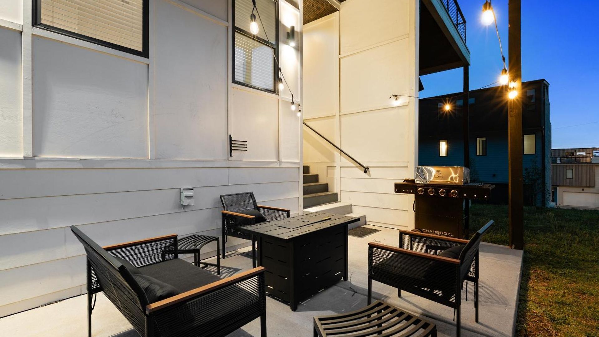 Balcony Bar, Grill & Firepit With A View And Sleeps 16 Only 8 To Broadway Holiday home