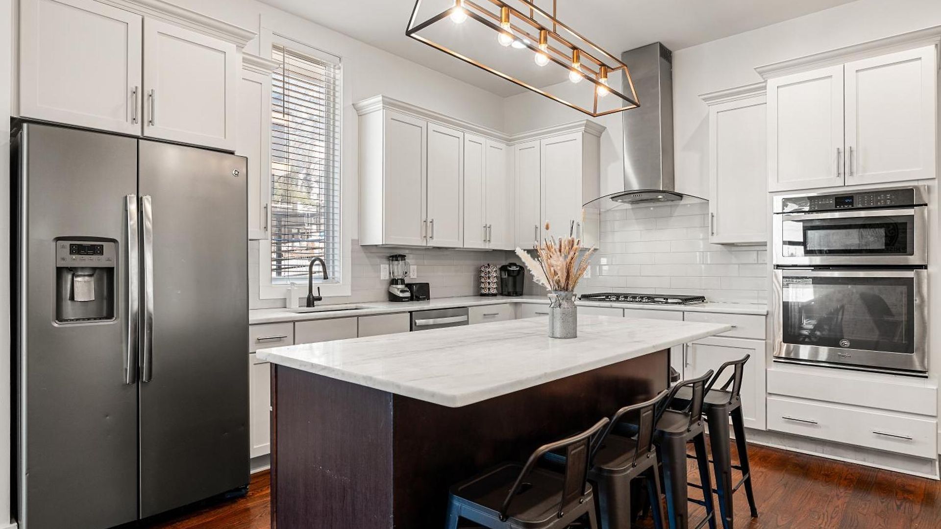 Holiday home Rooftop Golf Grill And Firepit With Downtown Views Only 8min To Broadway Nashville
