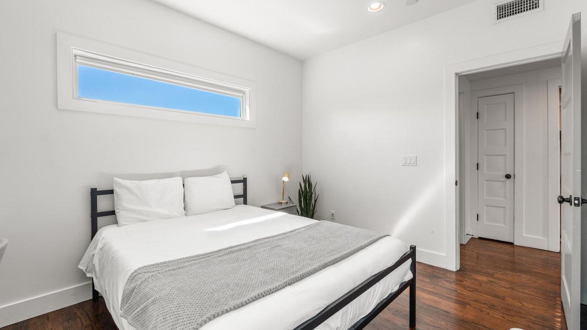 Holiday home 8min To Downtown With Rooftop Golf Grill And Firepit Nashville