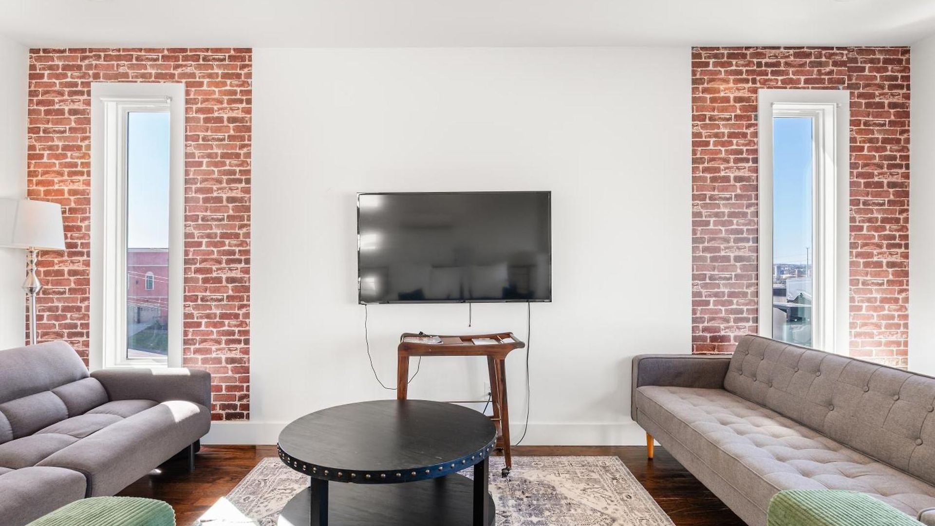 Holiday home 8min To Downtown With Rooftop Golf Grill And Firepit *
