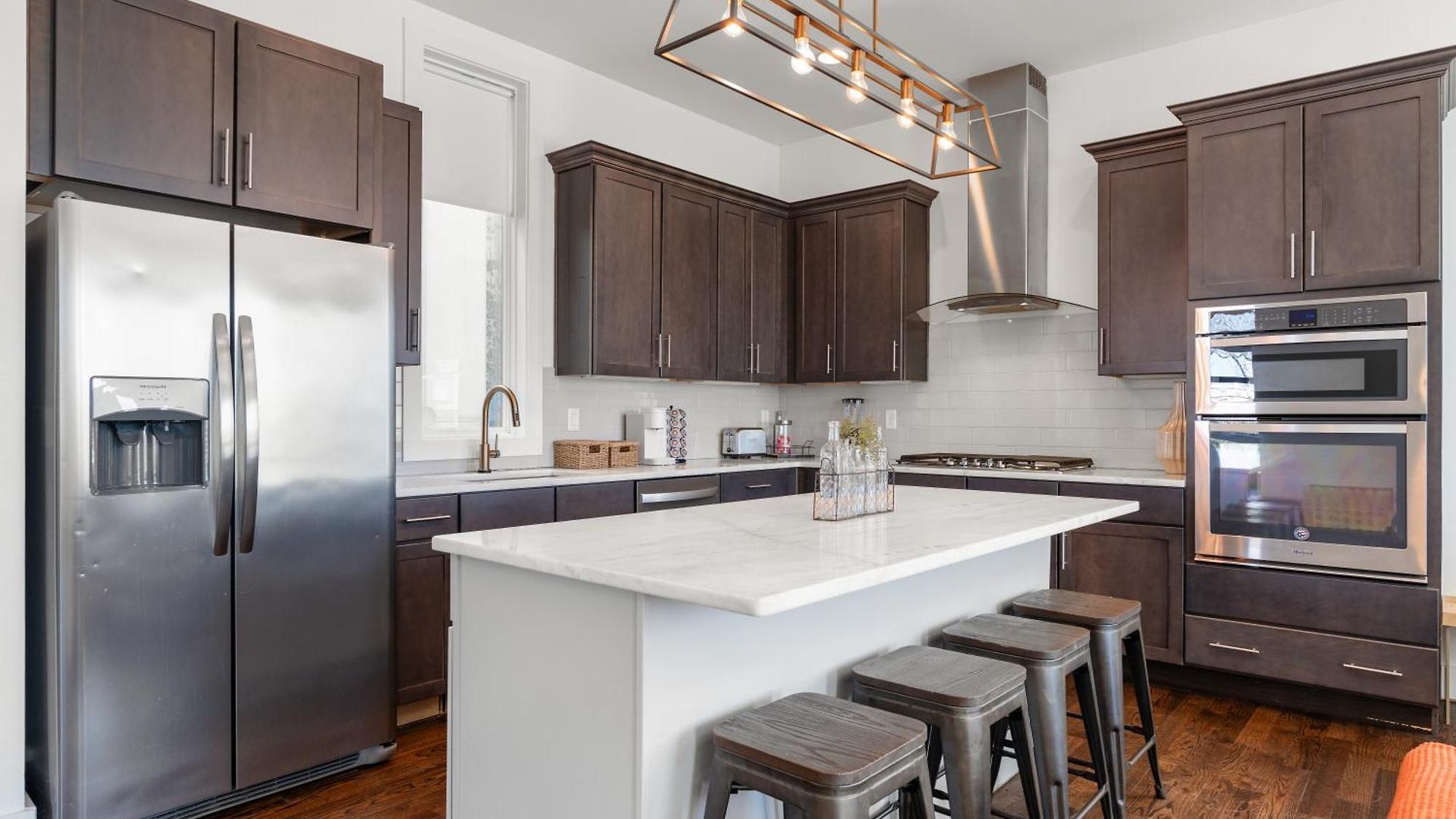 Holiday home 8min To Downtown With Rooftop Golf Grill And Firepit Nashville