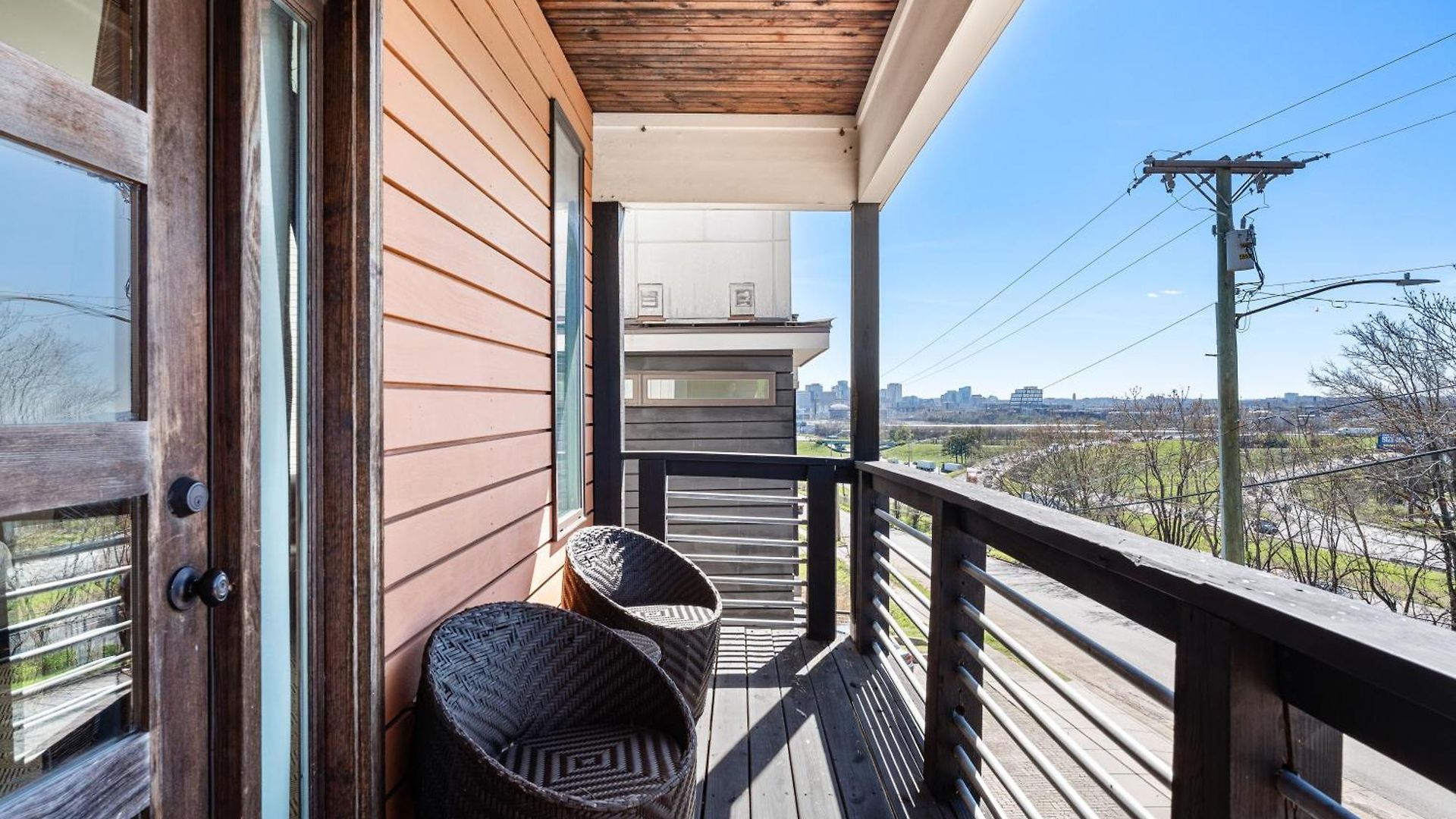 Rooftop Golf Grill And Firepit With Downtown Views Only 8min To Broadway Nashville