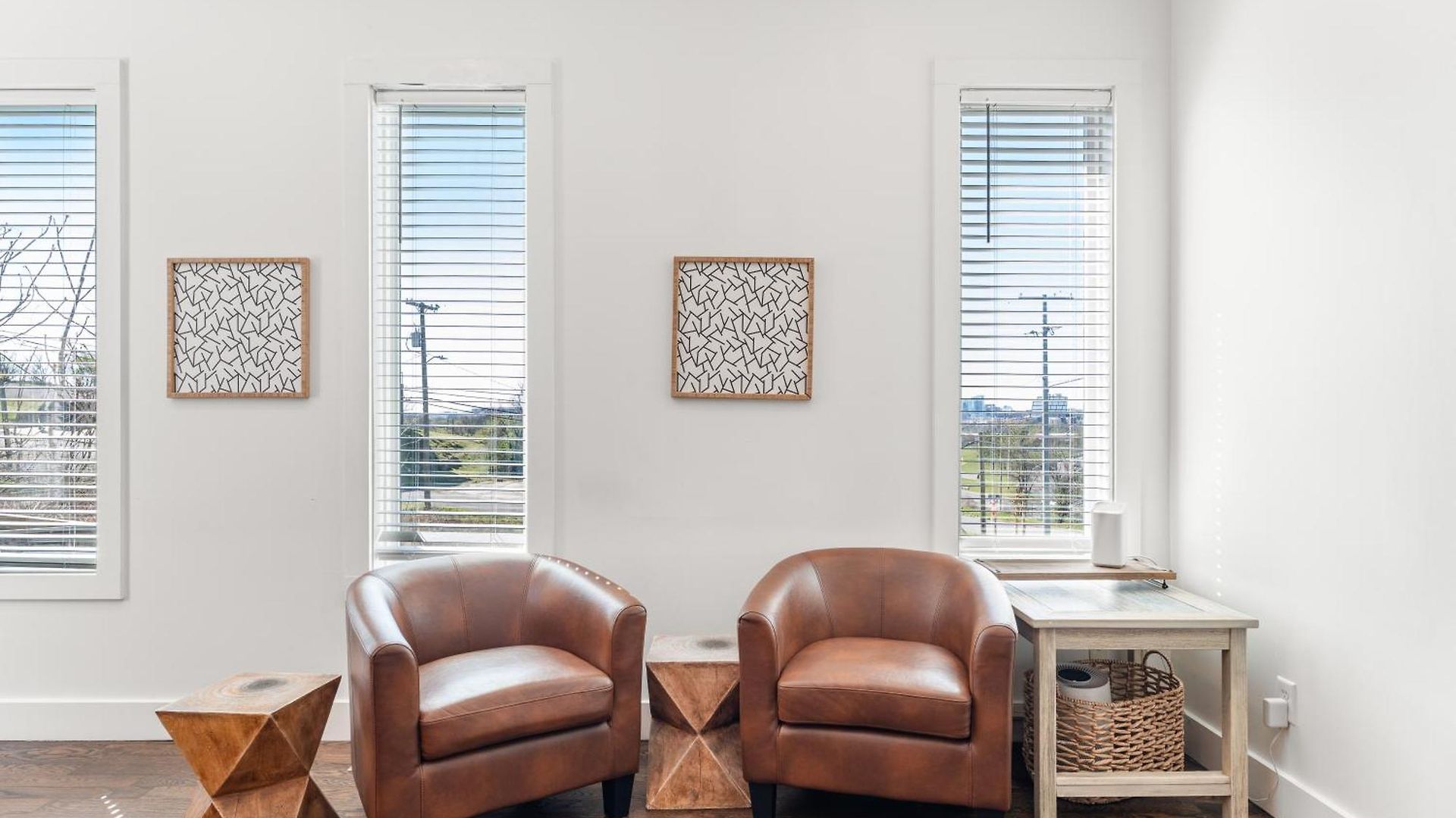 Holiday home 8min To Downtown With Rooftop Golf Grill And Firepit