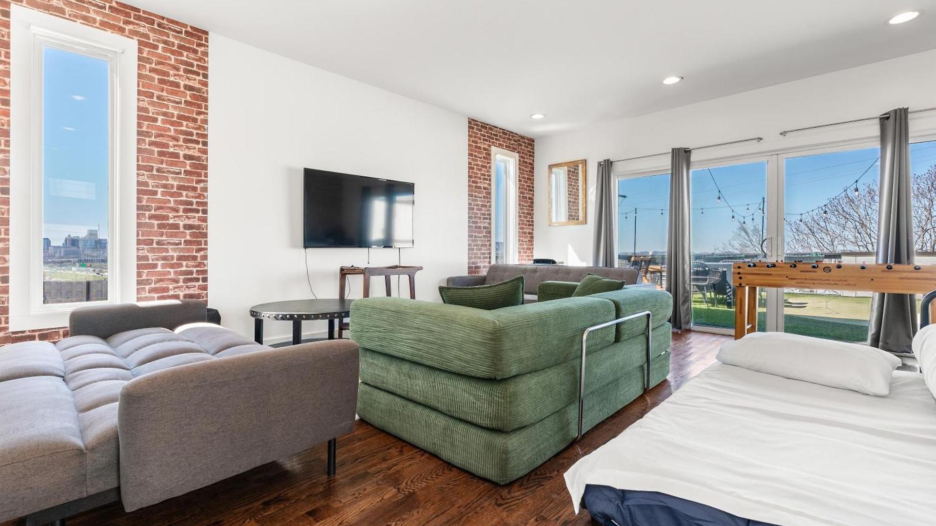 8min To Downtown With Rooftop Golf Grill And Firepit Holiday home