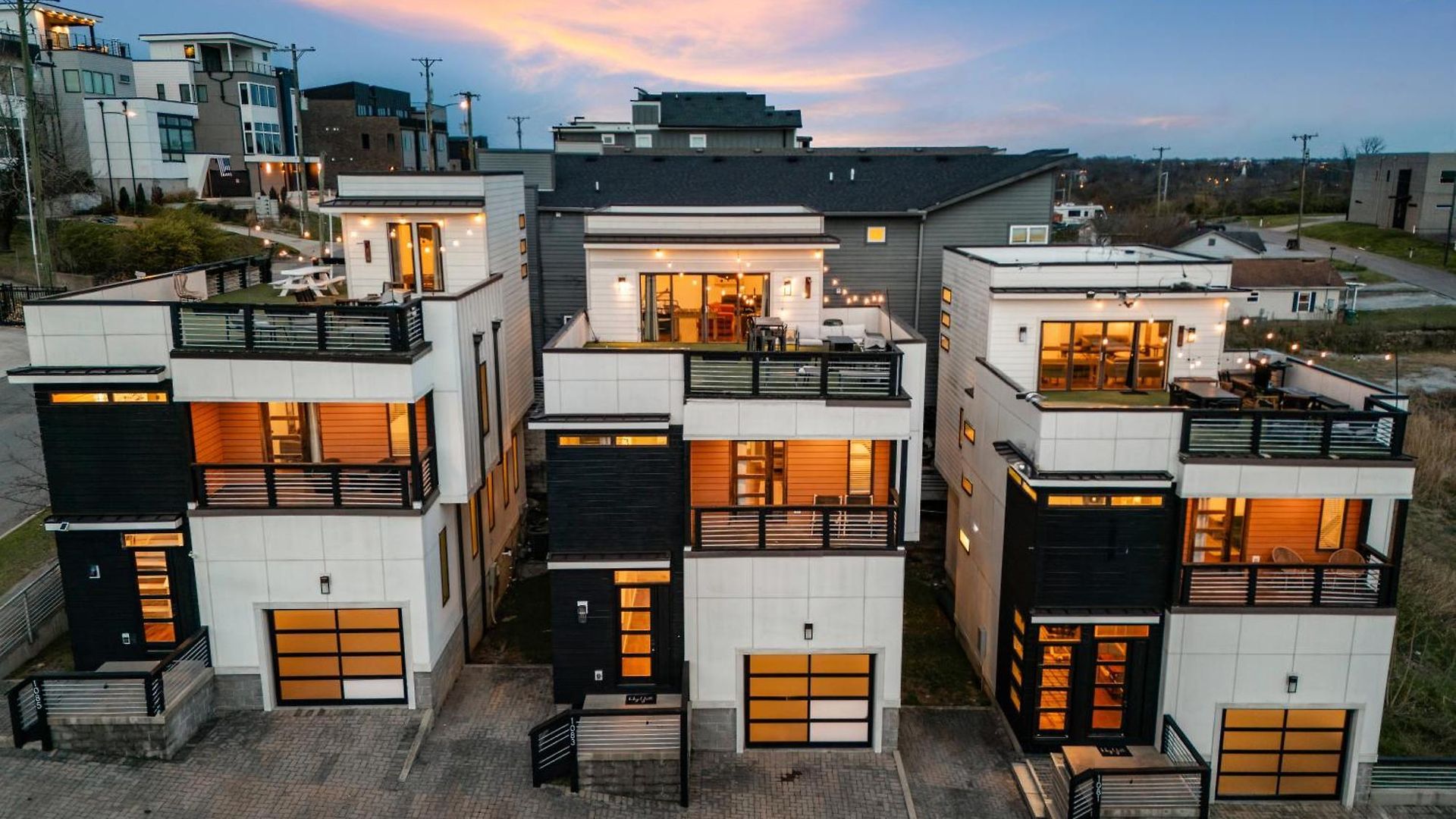 Holiday home 8min To Downtown With Rooftop Golf Grill And Firepit Nashville