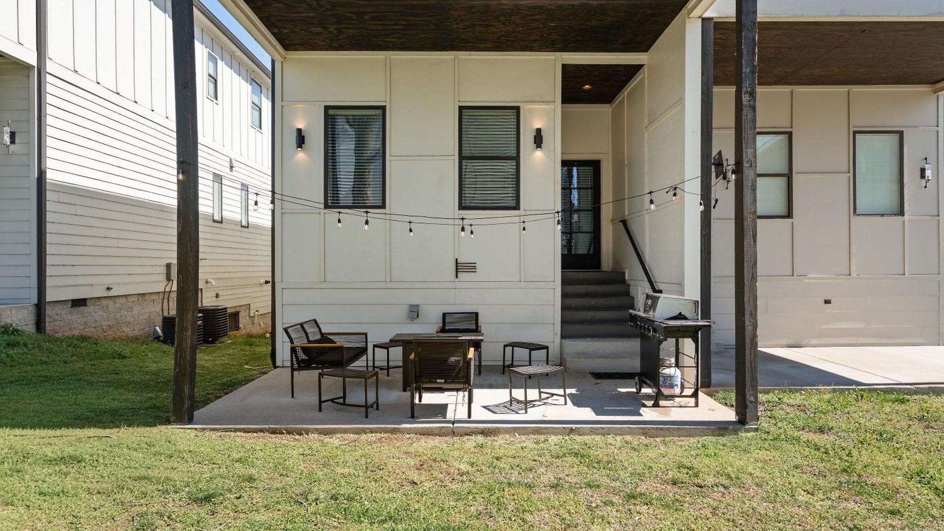 Balcony Bar, Grill & Firepit With A View And Sleeps 16 Only 8 To Broadway Nashville