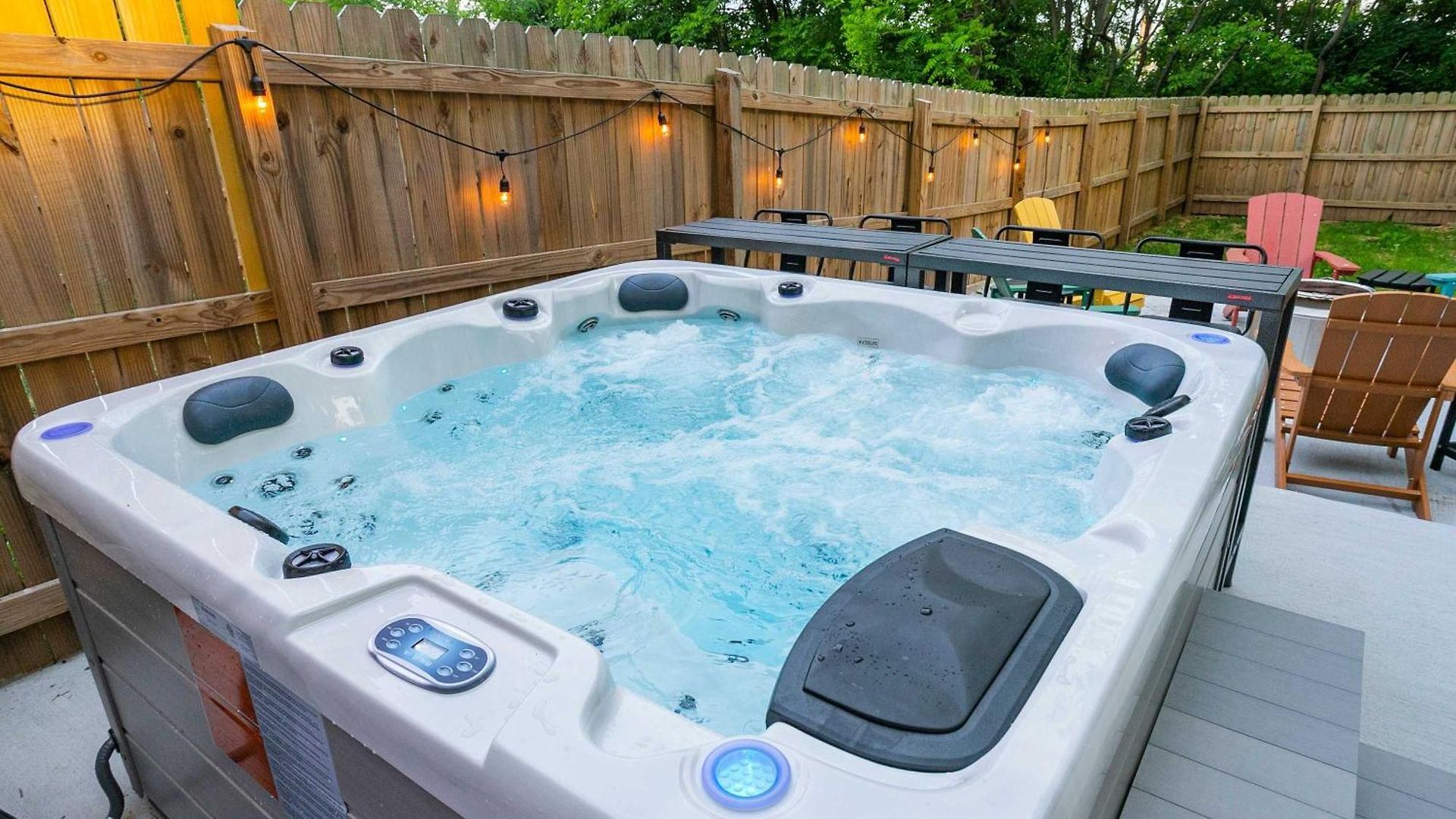Vacation Haven Hot Tub Fire Pit Grill & Arcade Nashville