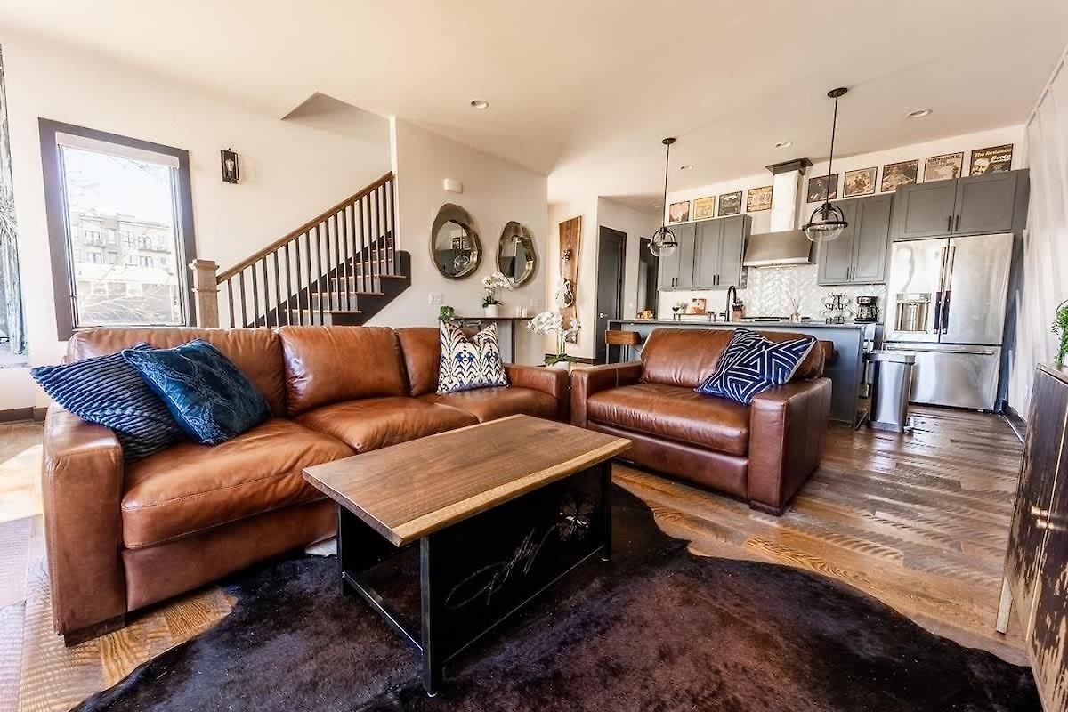 Luxe-broadway Getaway-heart Of Gulch-mins To Broadway Holiday home *