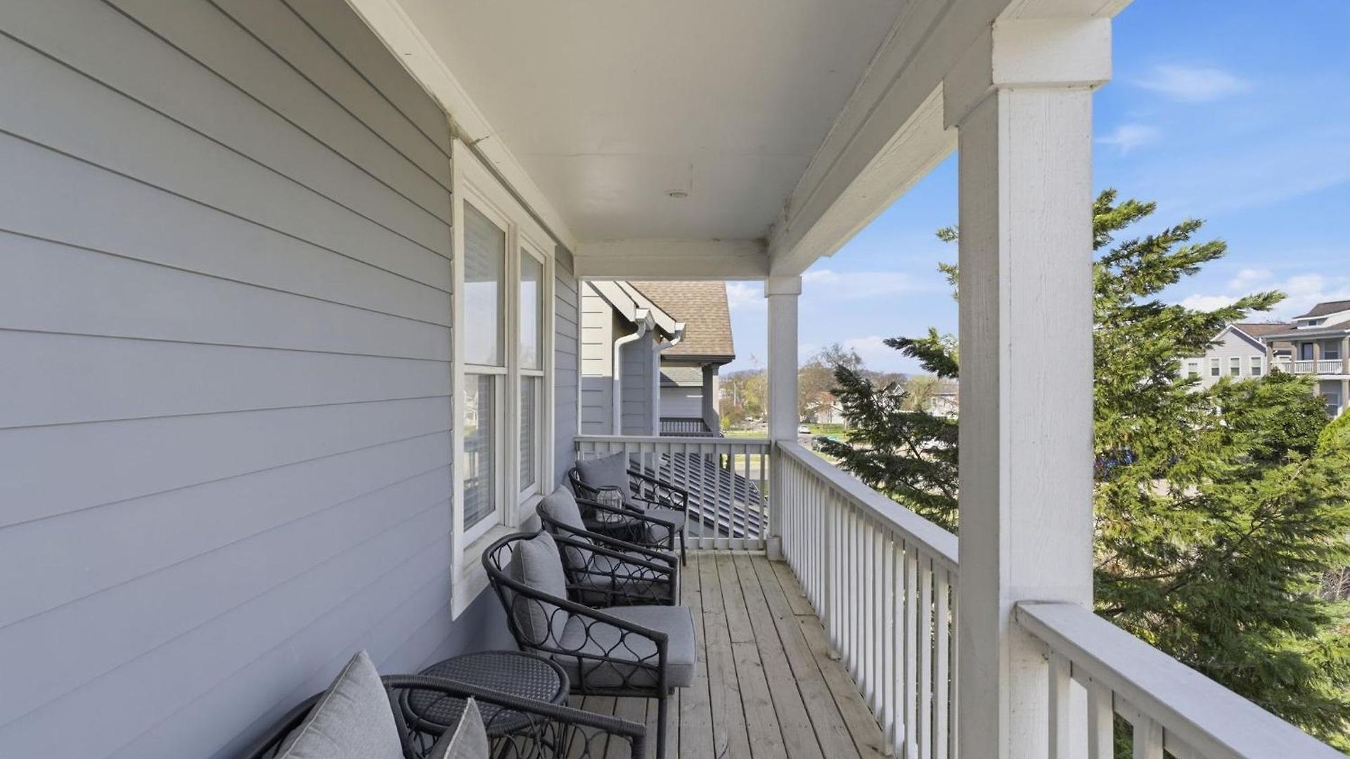 New 7 Mins To Broadway Sleeps 8 Holiday home