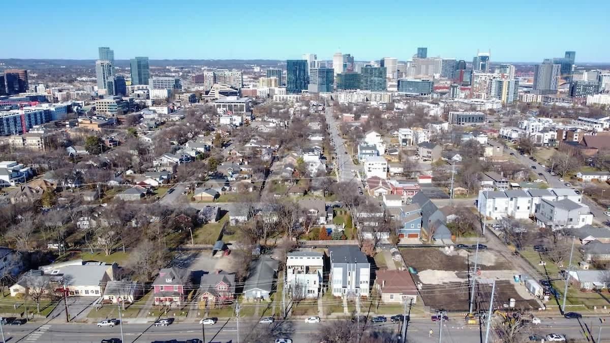 Cultured Coach - Music Row - Mins To Downtown Holiday home