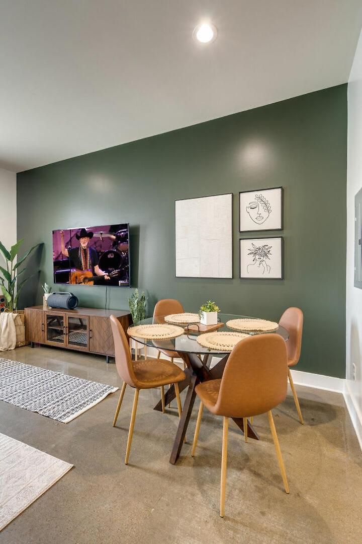Lofts At 30th -horizon- 2 Bedroom Executive Holiday home *