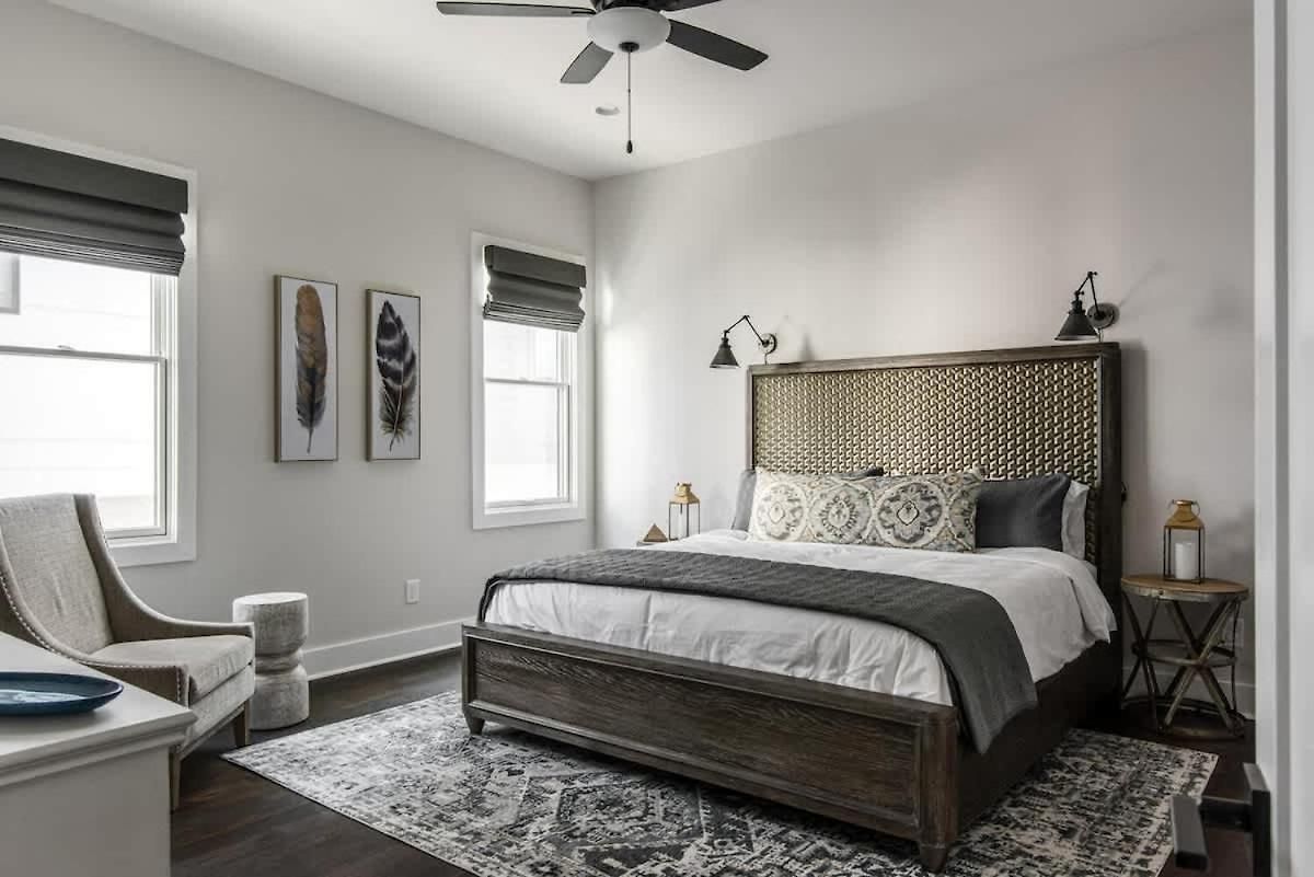 Edgehill Duo - 2 Townhomes - Mins Vanderbilt Holiday home *