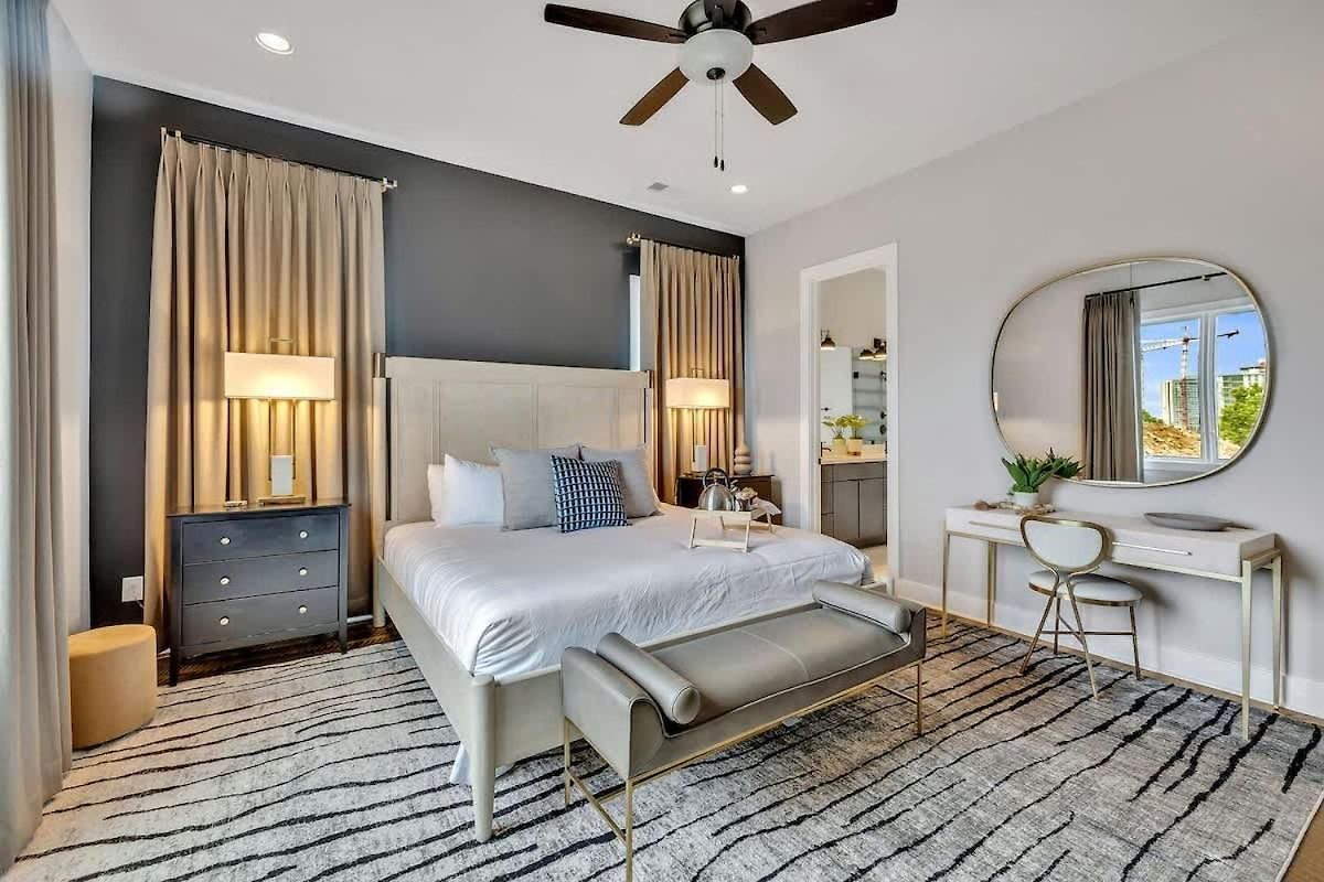 Downtown Dolly - Heart Of Gulch - Rooftop Hot Tub Holiday home *
