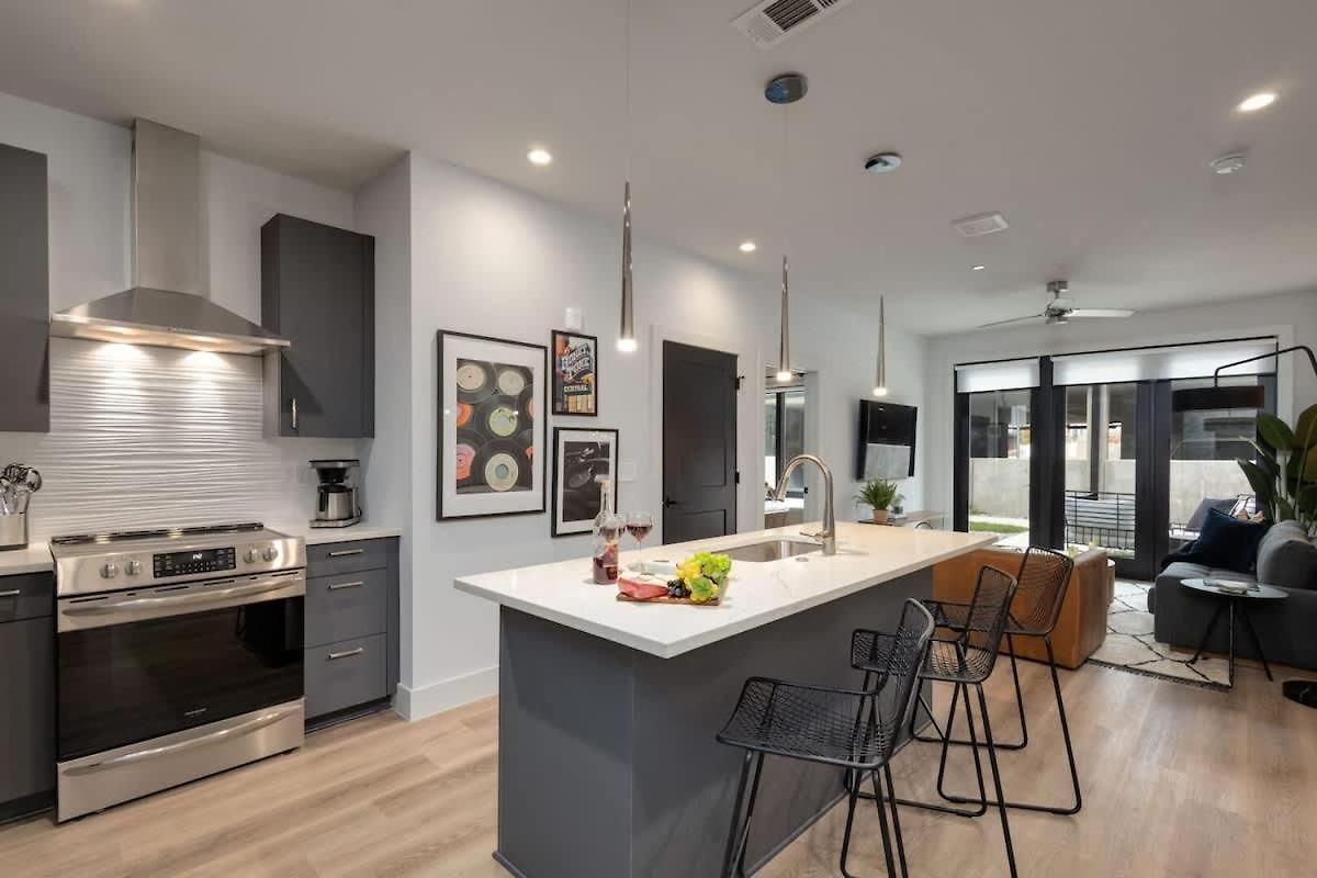 Jupiter - Odyssey - Heart Of Midtown Holiday home