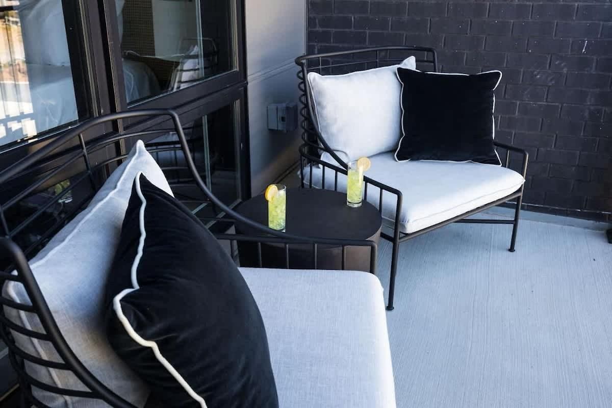 Penthouse Blues-odyssey-pool & Gym-mins 2 Broadway Holiday home Nashville