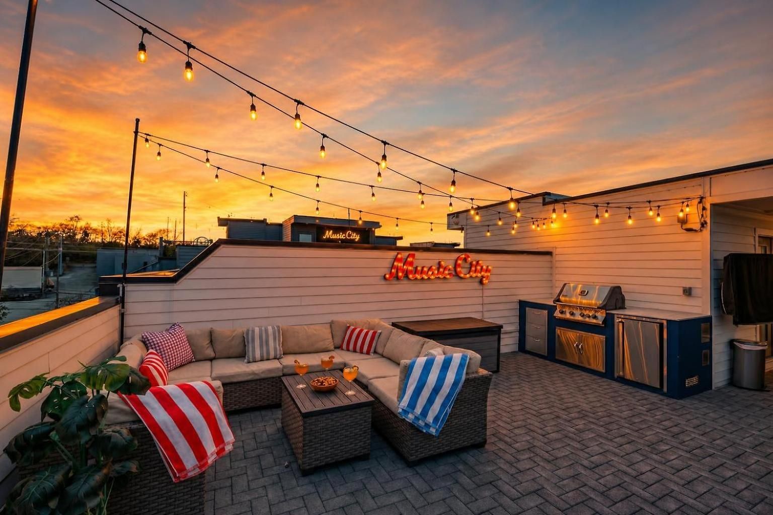Holiday home New Nashvegas Downtown Rooftop Views 13beds Nashville