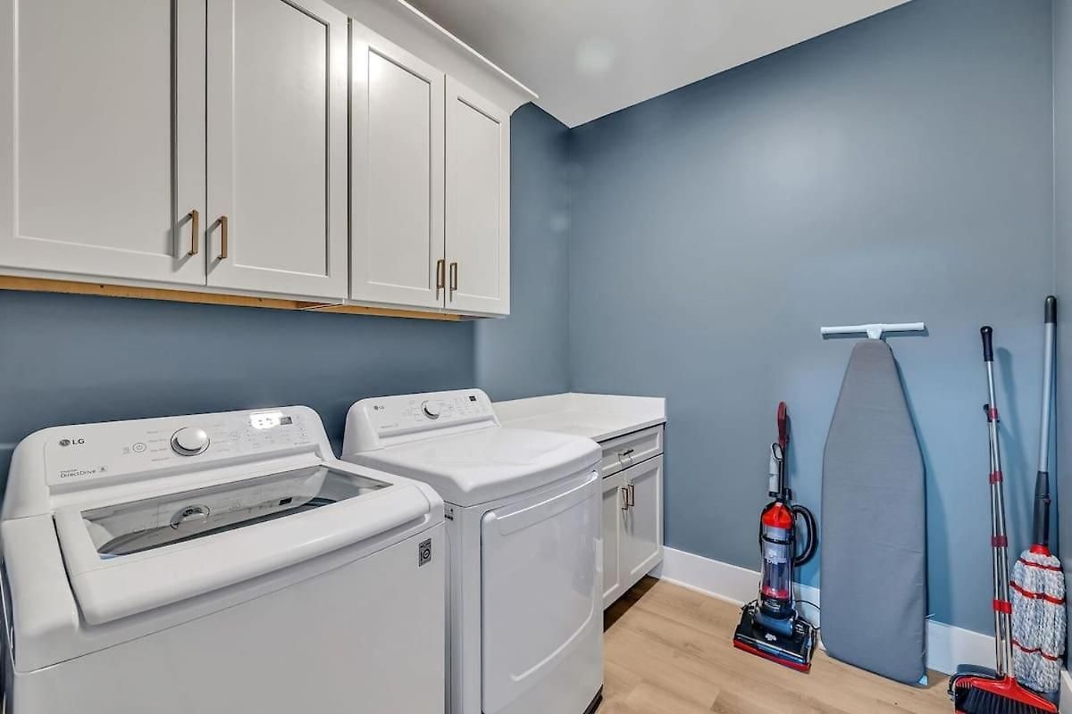 Holiday home Bass - Private Rooftop - 8 Mins To Broadway