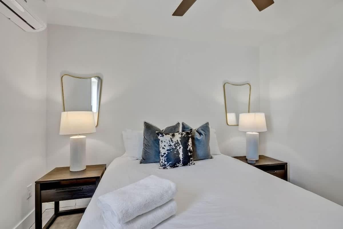 Euphony - Designer Furnishings - 5 Mins To Broadway Holiday home