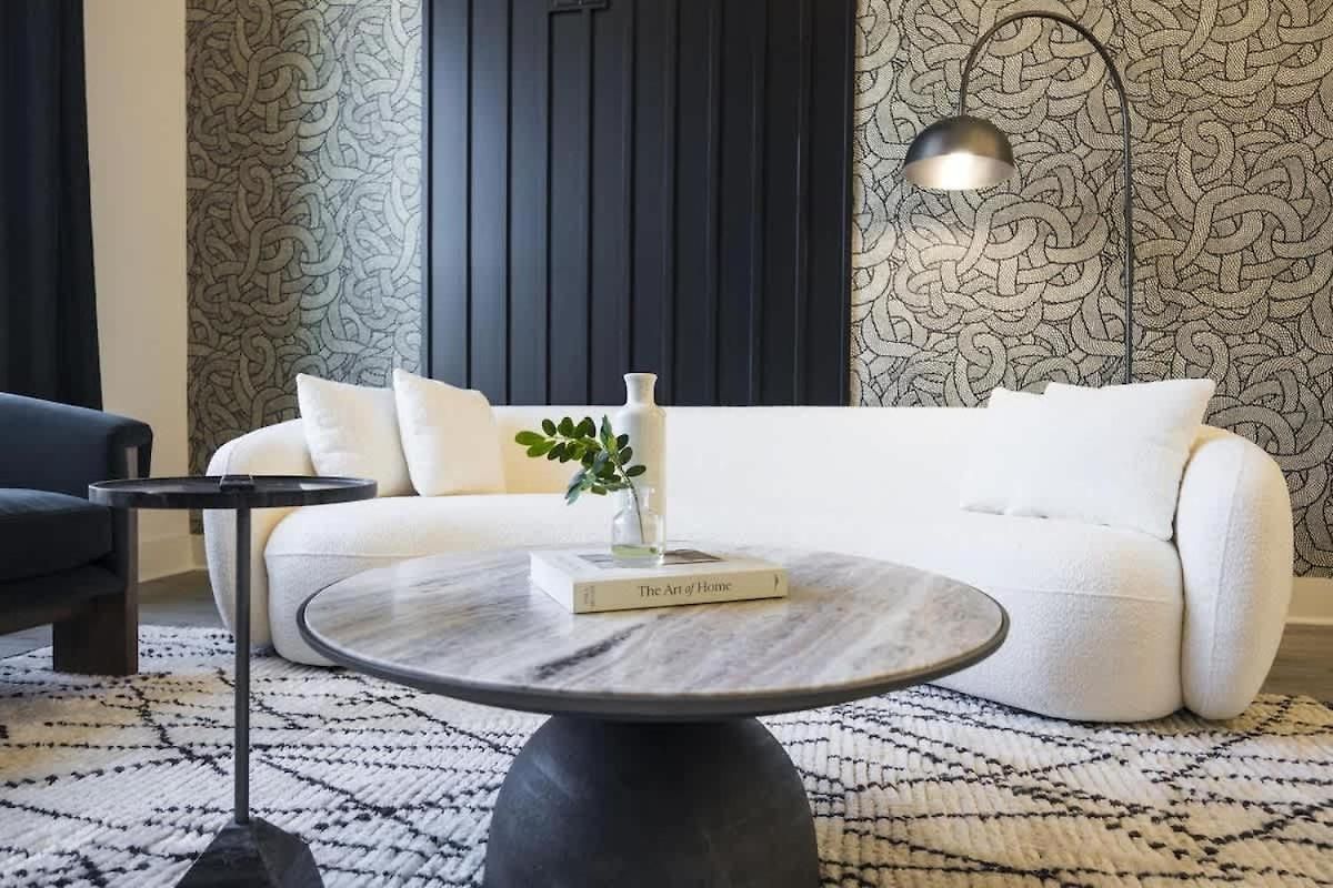 Enchant - Stunning Views - Modern Luxe Nashville