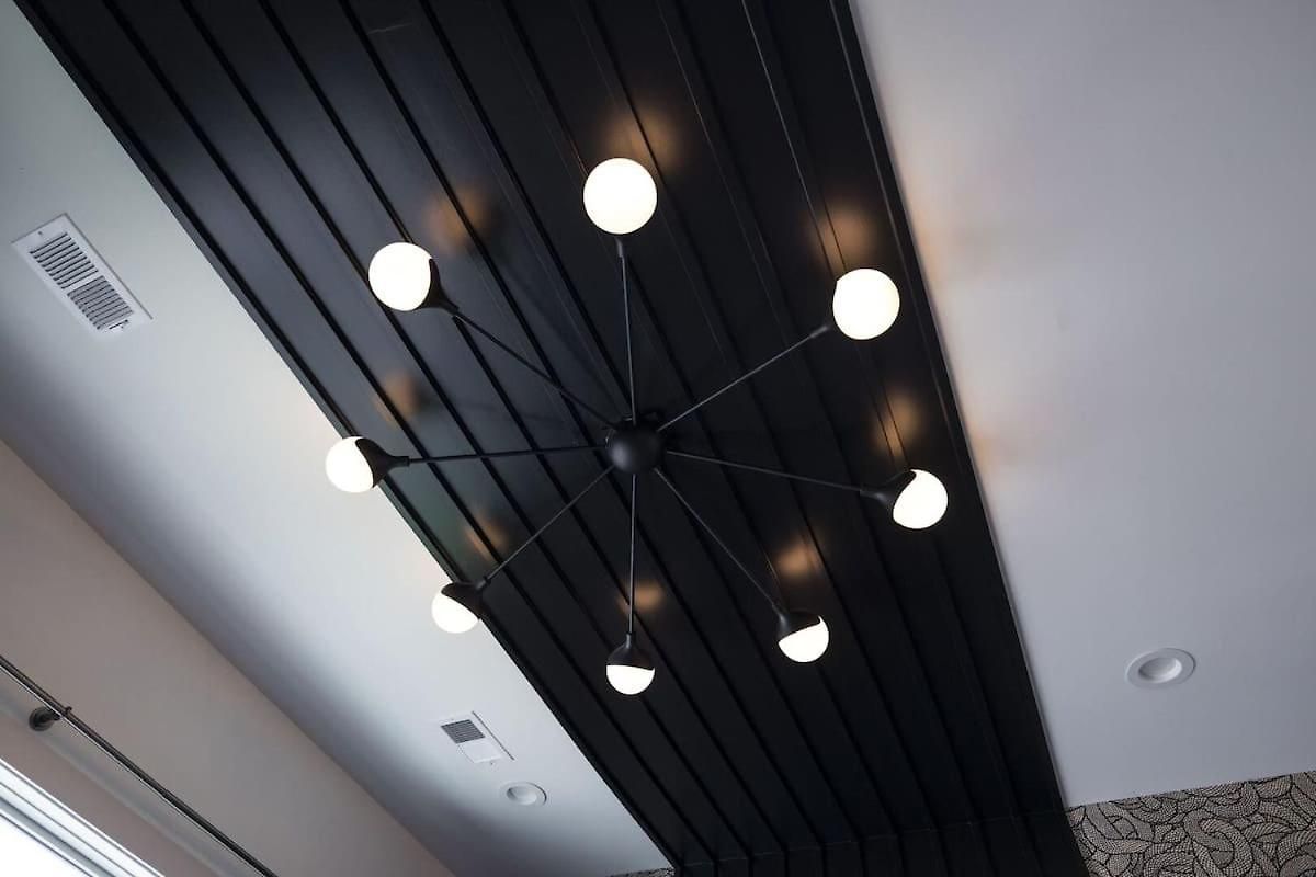 Enchant - Stunning Views - Modern Luxe *