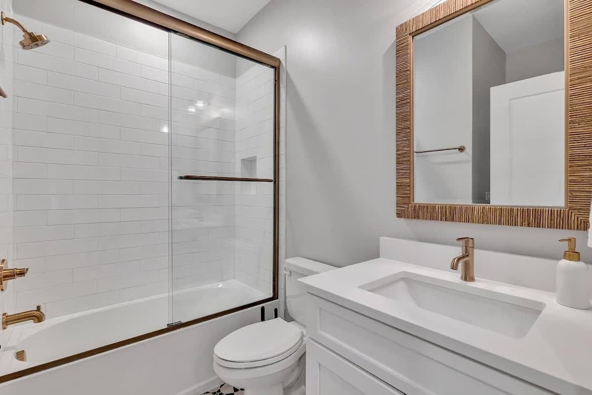 Holiday home Resonant - 2 Townhomes - 2 Private Rooftop Decks *