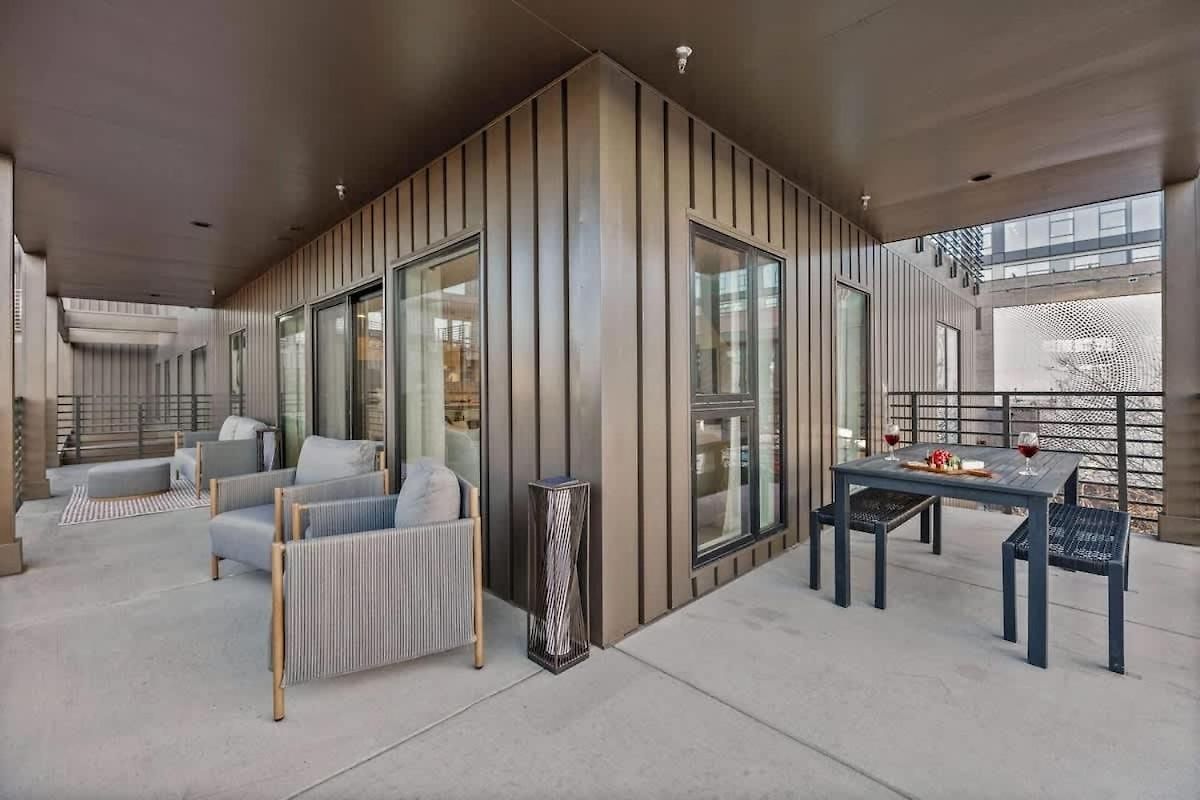 Hyve - Tropical Penthouse - Pool & Gym Nashville