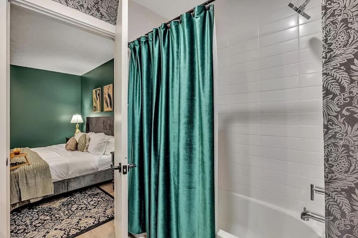 Hyve - Tropical Penthouse - Pool & Gym * Nashville