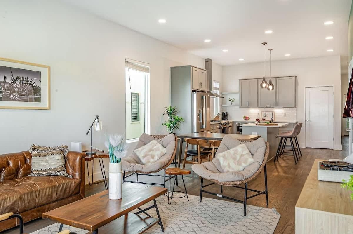 Hurst House - 4 Stylish Homes - Mins To Germantown *