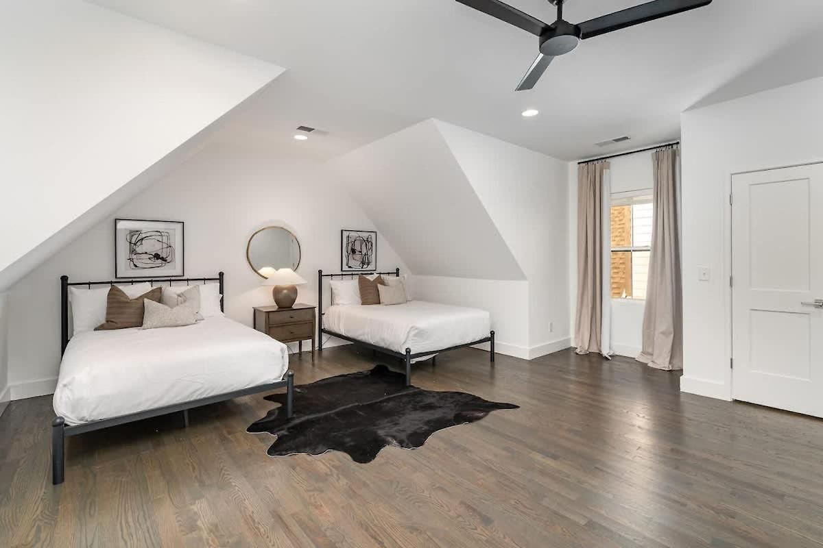 Sunspire-private Deck-in East * Nashville